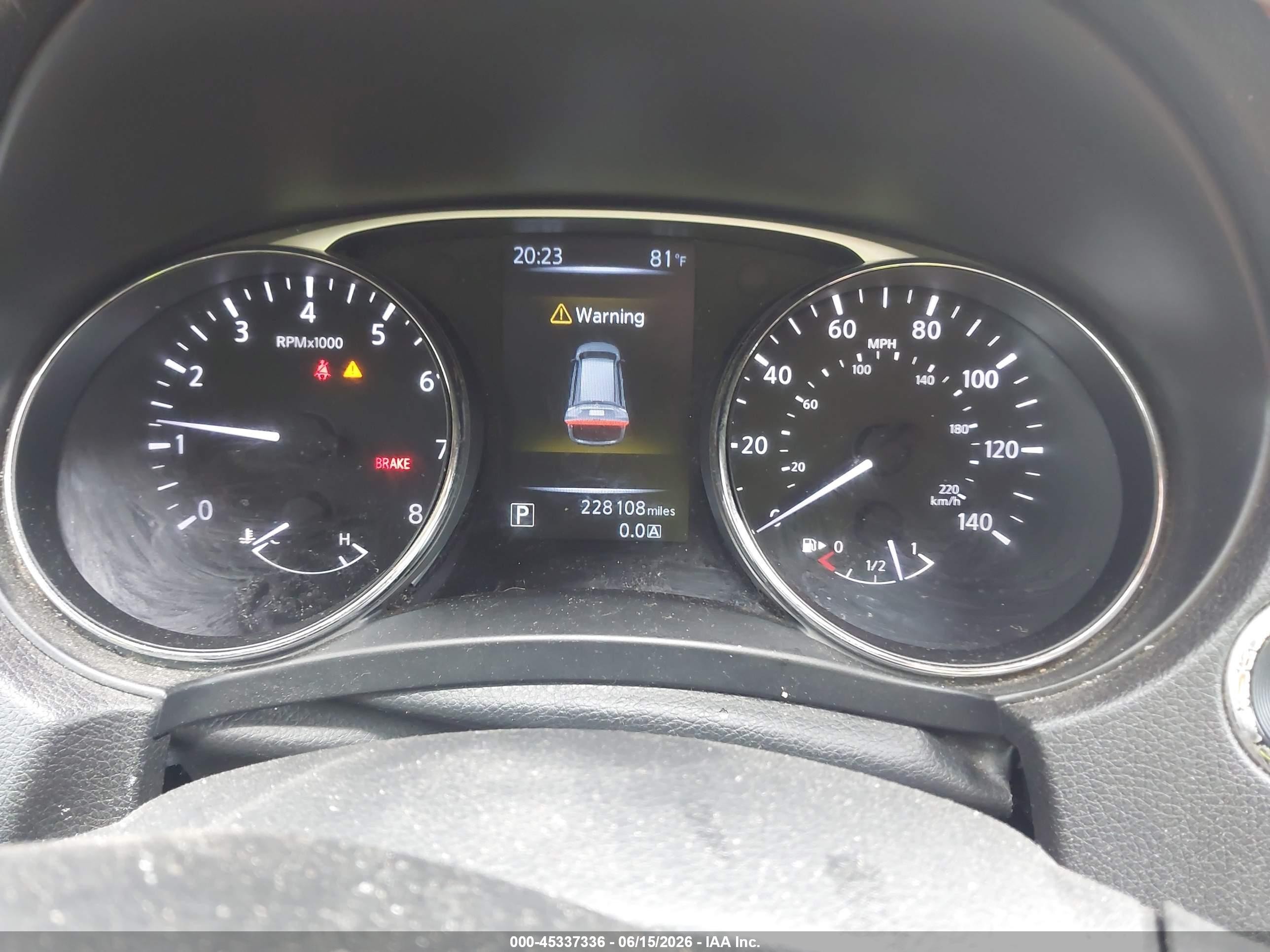 2014 Nissan Rogue S/sl/sv White vin: 5N1AT2MT0EC864768