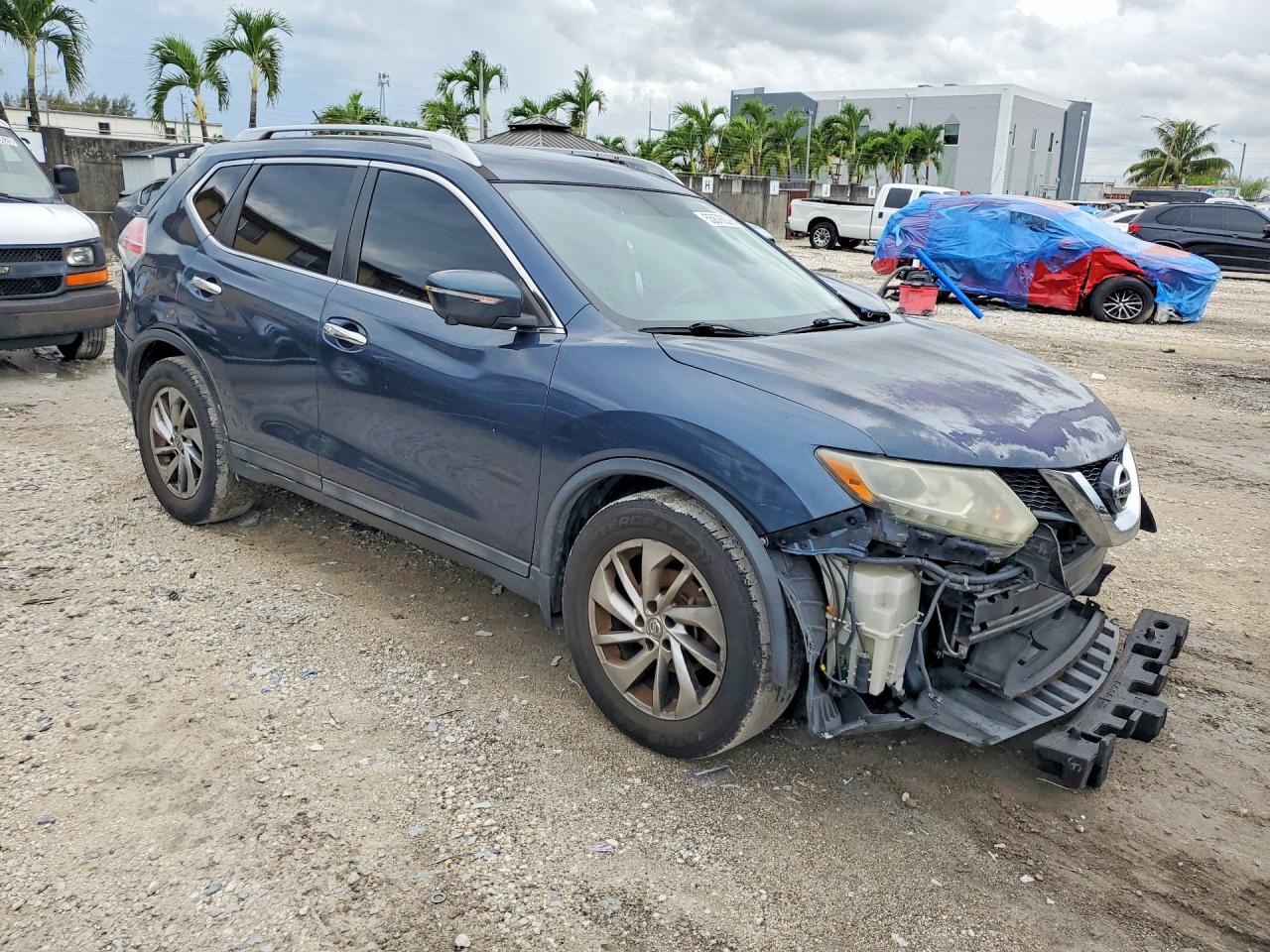 2015 Nissan Rogue Gray vin: 5N1AT2MT0FC755910