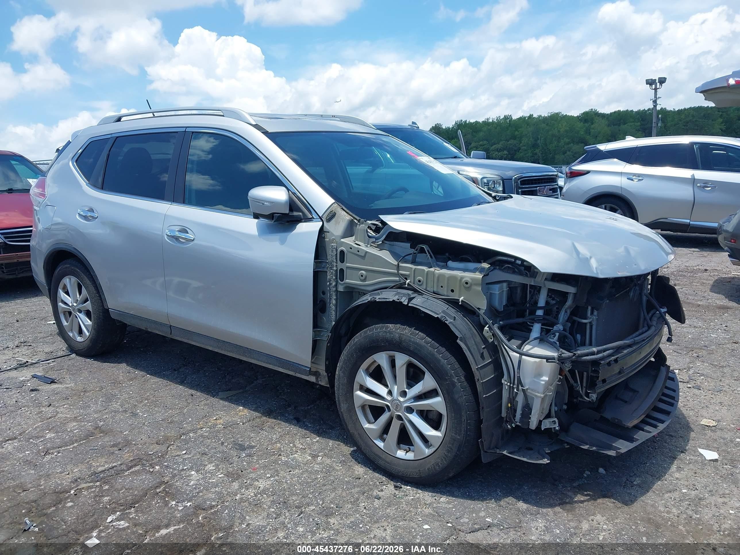 2015 Nissan Rogue Sv Серебряный vin: 5N1AT2MT0FC899439