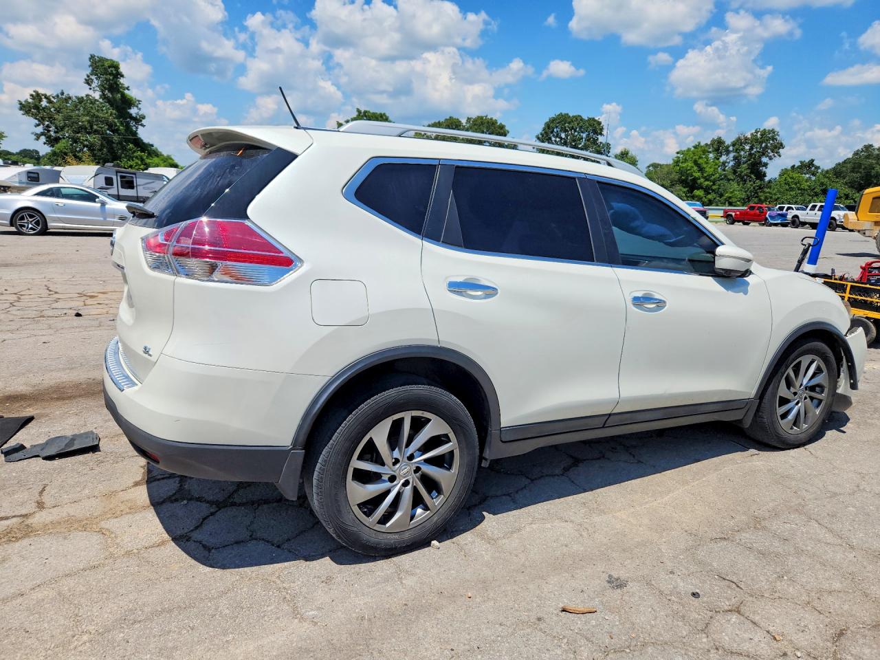 2015 Nissan Rogue Sl White vin: 5N1AT2MT0FC909984
