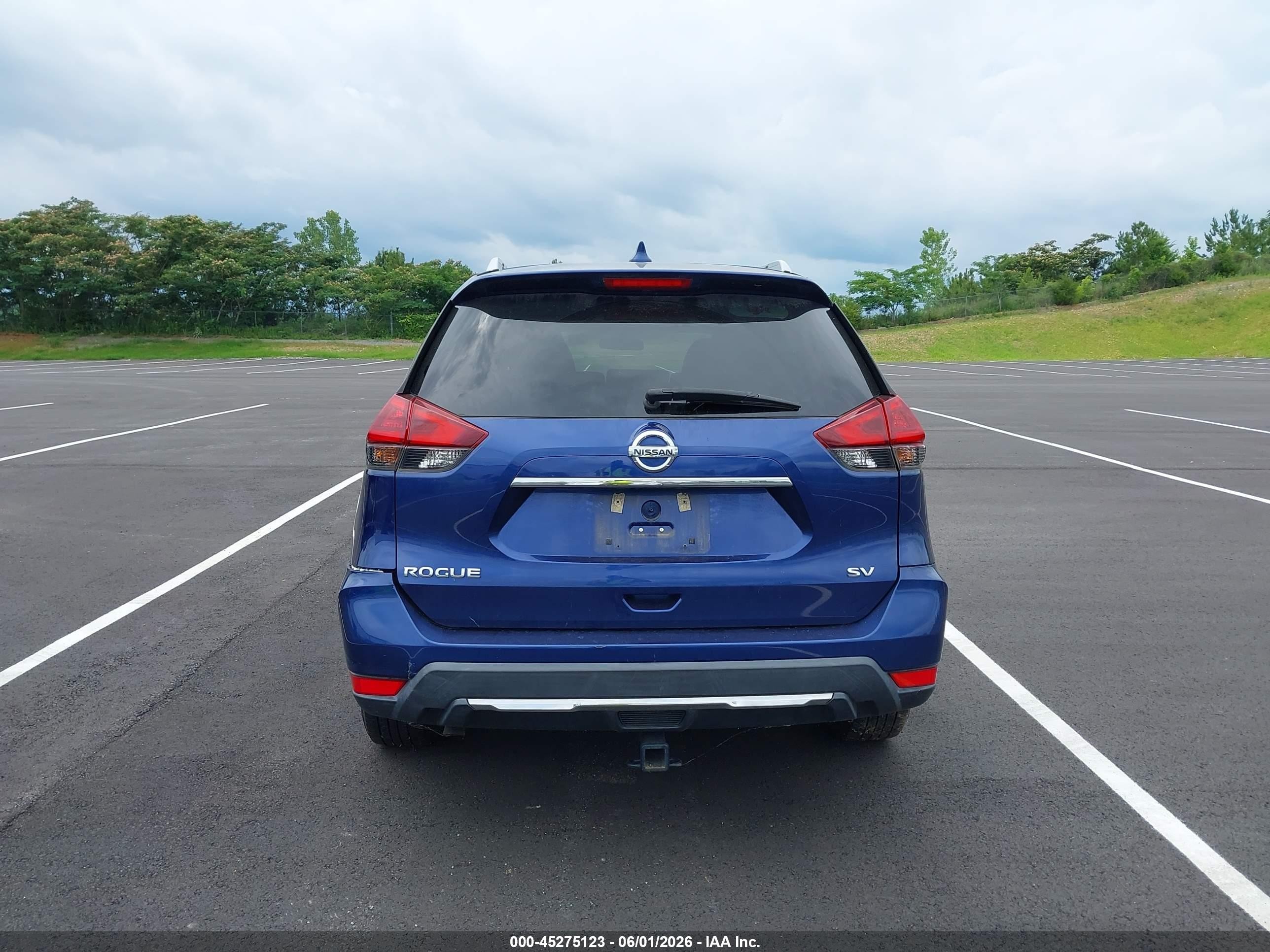 2018 Nissan Rogue Sv Blue vin: 5N1AT2MT0JC730322