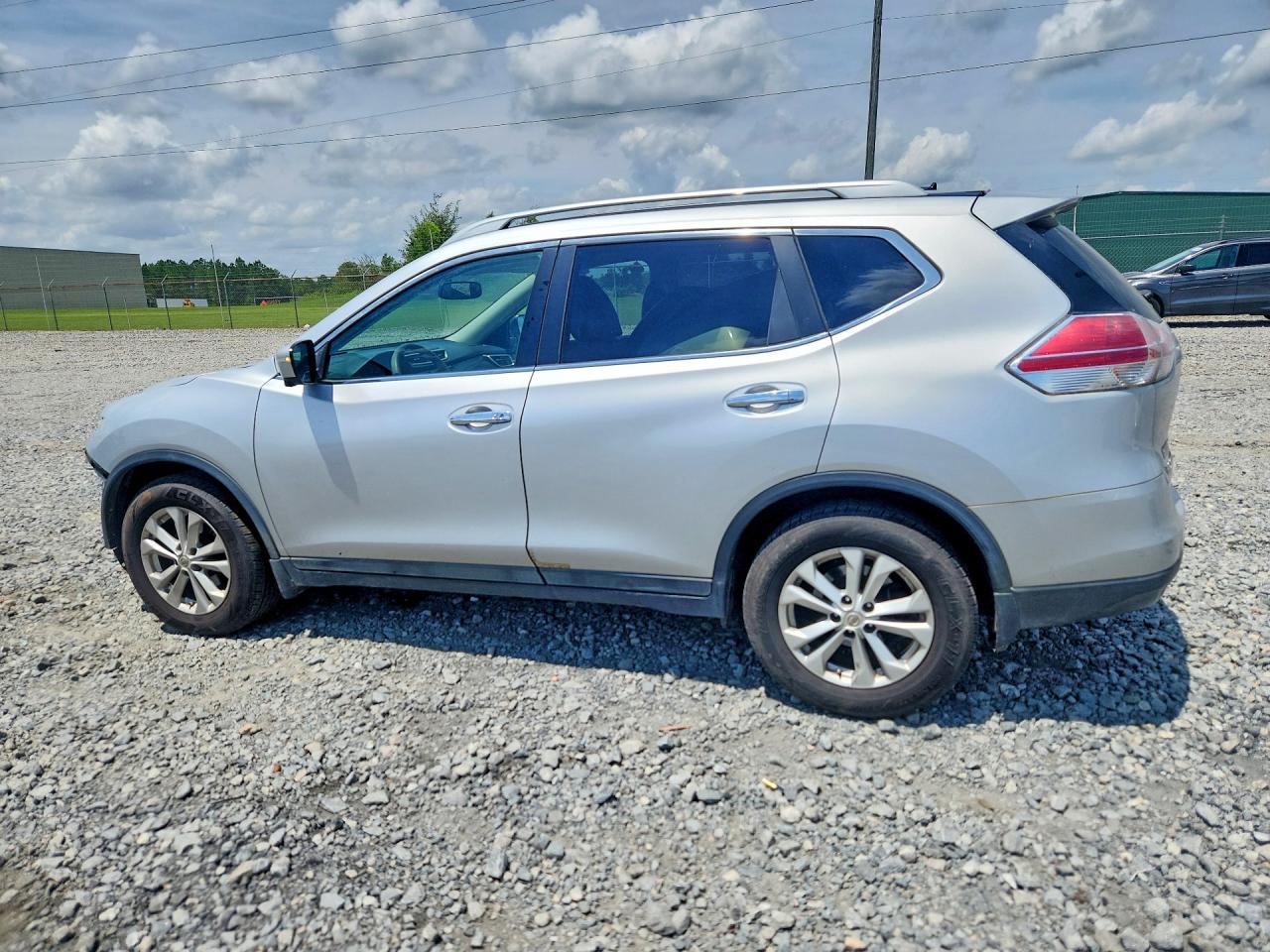 2014 Nissan Rogue Sv Silver vin: 5N1AT2MT1EC768499