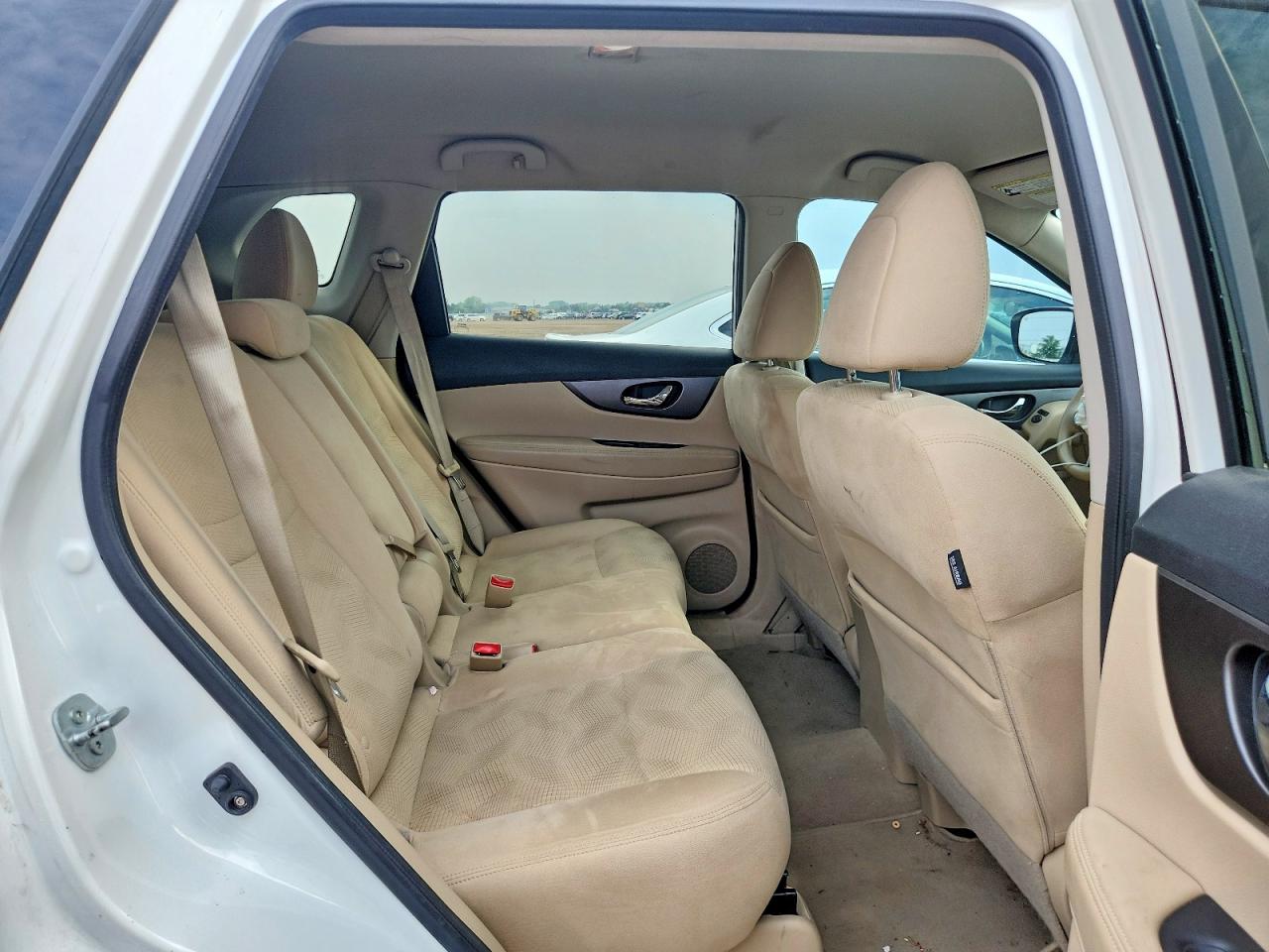 2014 Nissan Rogue S Белый vin: 5N1AT2MT1EC784508