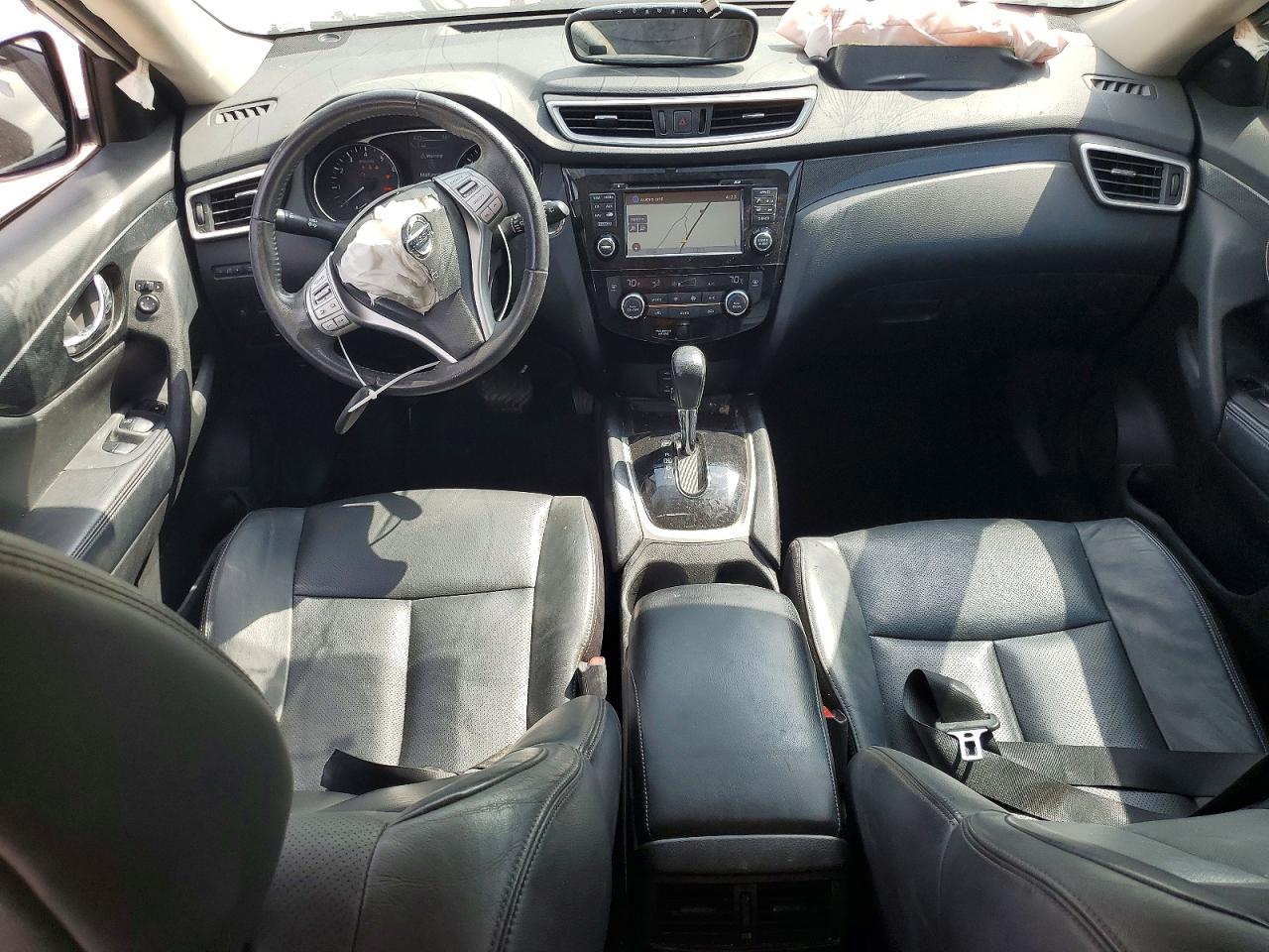 2014 Nissan Rogue S White vin: 5N1AT2MT1EC813232