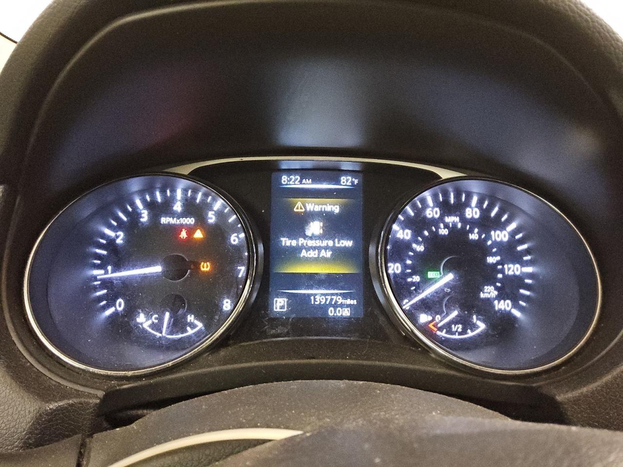 2015 Nissan Rogue S Коричневый vin: 5N1AT2MT1FC847365 Damage: Warning - Tire Pressure, On, Unacceptable