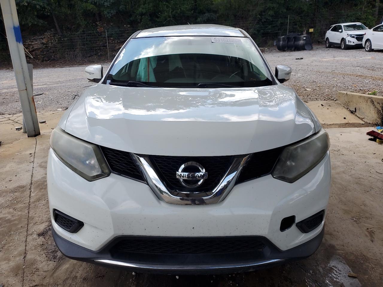 2015 Nissan Rogue S White vin: 5N1AT2MT1FC859788