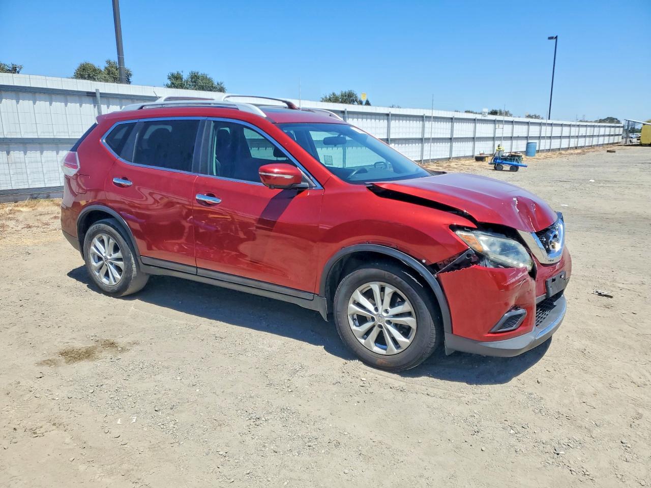 2015 Nissan Rogue Sv Red vin: 5N1AT2MT1FC886909