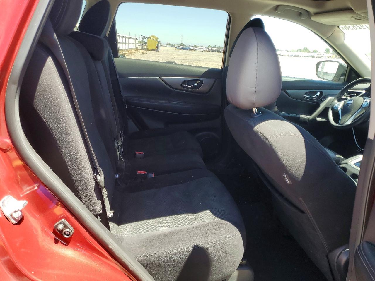 2015 Nissan Rogue Sv Red vin: 5N1AT2MT1FC886909