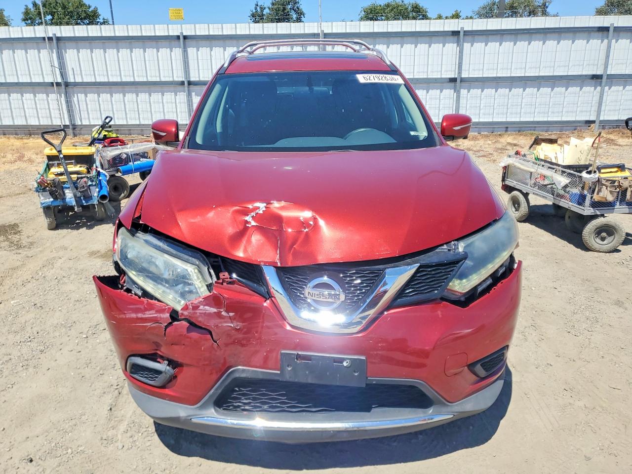 2015 Nissan Rogue Sv Red vin: 5N1AT2MT1FC886909