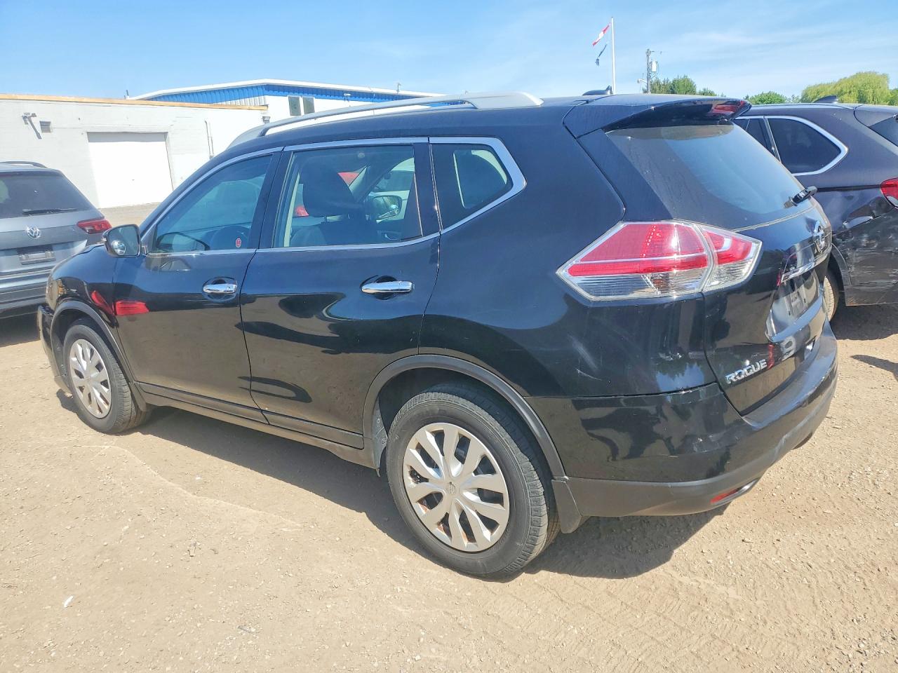 2015 Nissan Rogue S Black vin: 5N1AT2MT1FC908729