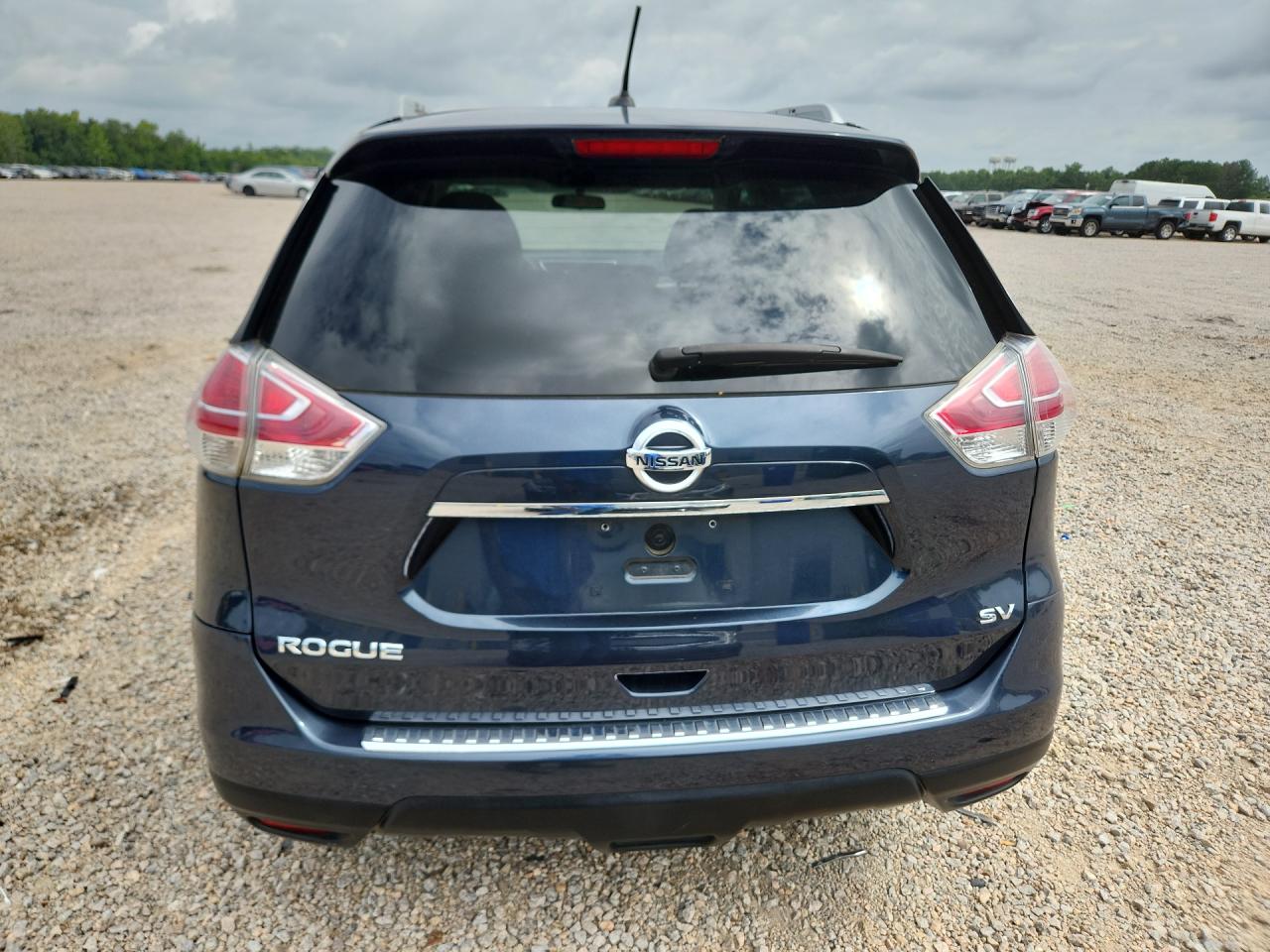 2015 Nissan Rogue Sv Blue vin: 5N1AT2MT1FC922467