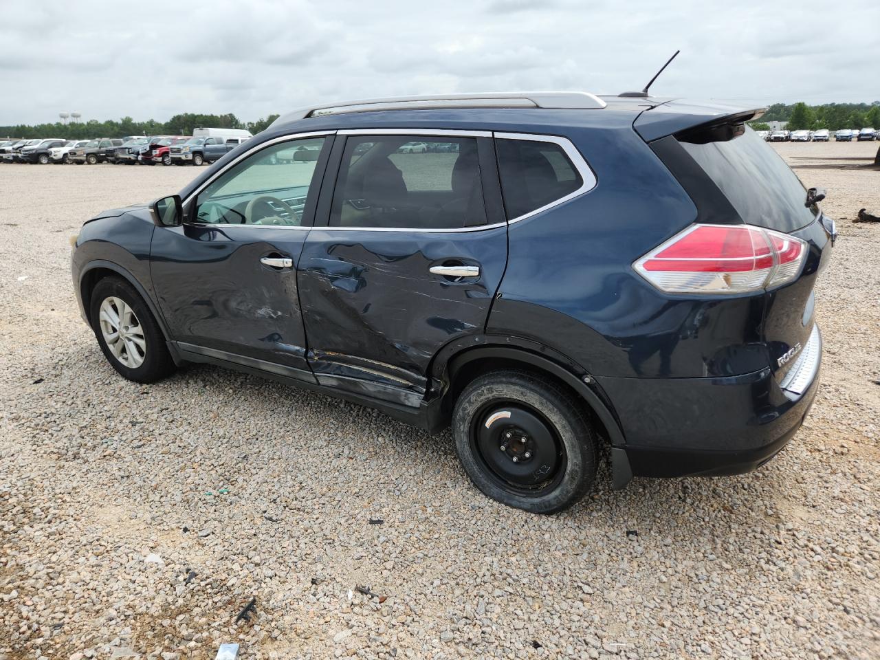 2015 Nissan Rogue Sv Blue vin: 5N1AT2MT1FC922467