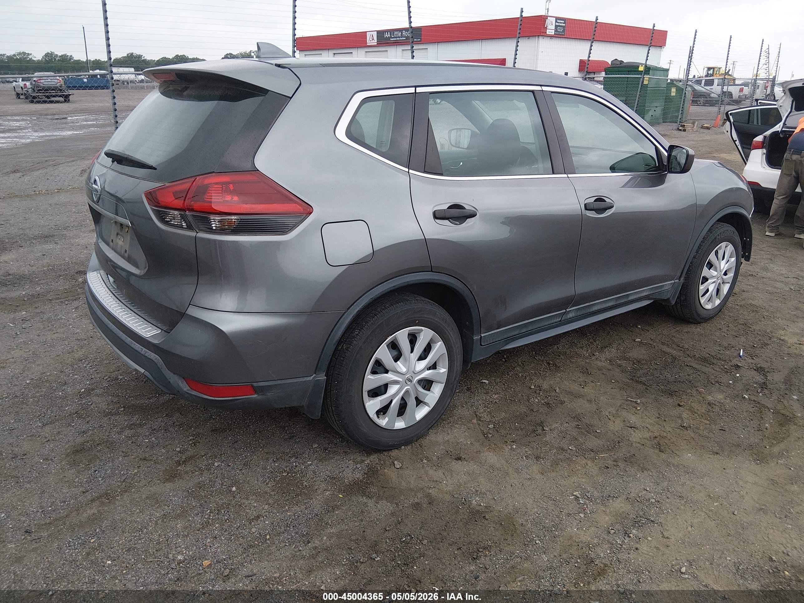 2018 Nissan Rogue S Серый vin: 5N1AT2MT1JC753527