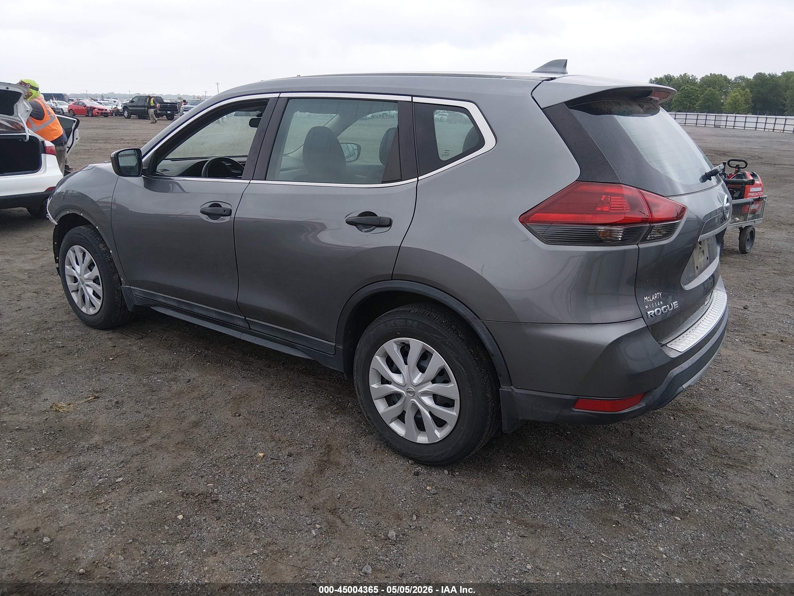 2018 Nissan Rogue S Серый vin: 5N1AT2MT1JC753527