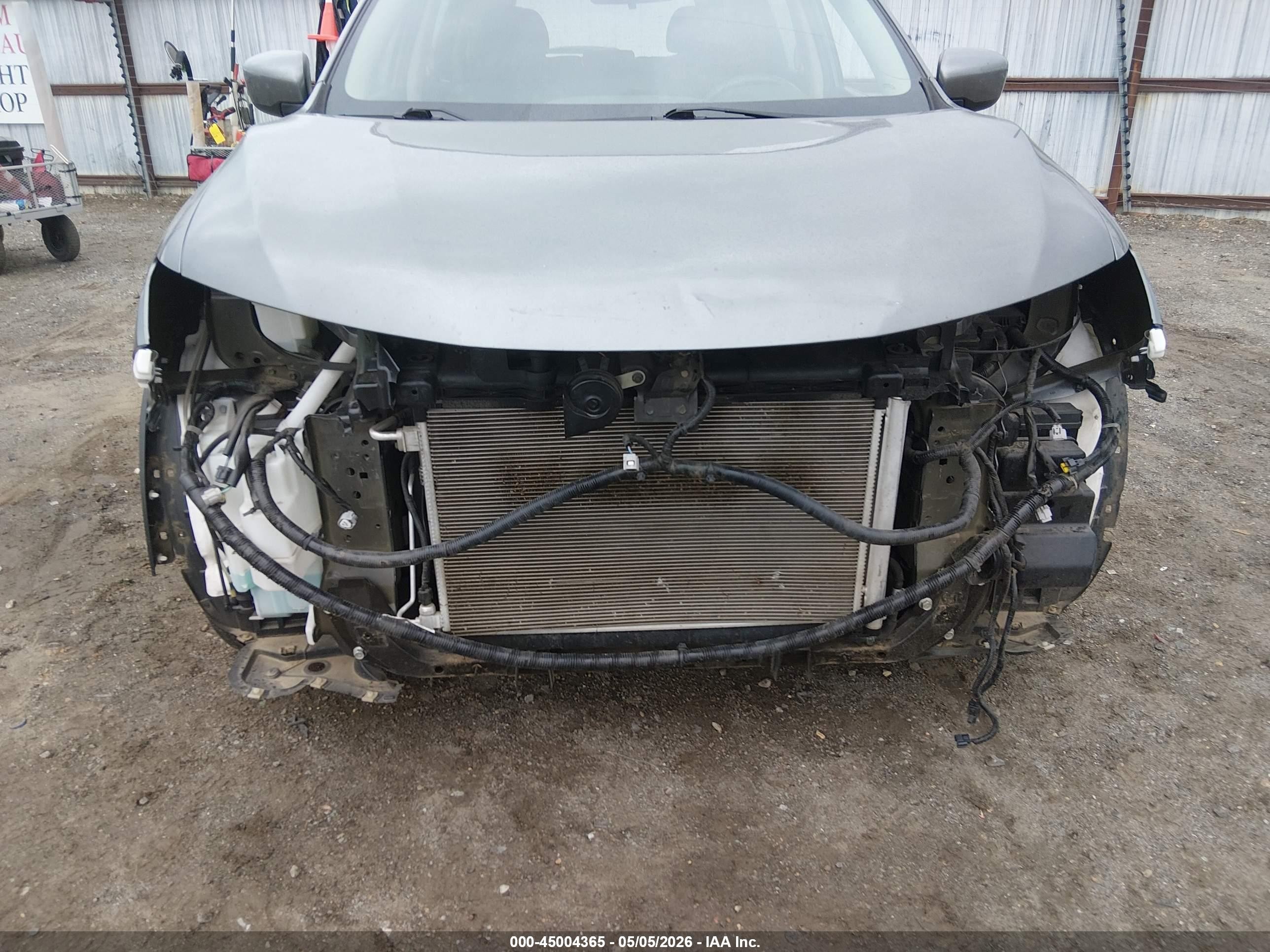 2018 Nissan Rogue S Серый vin: 5N1AT2MT1JC753527