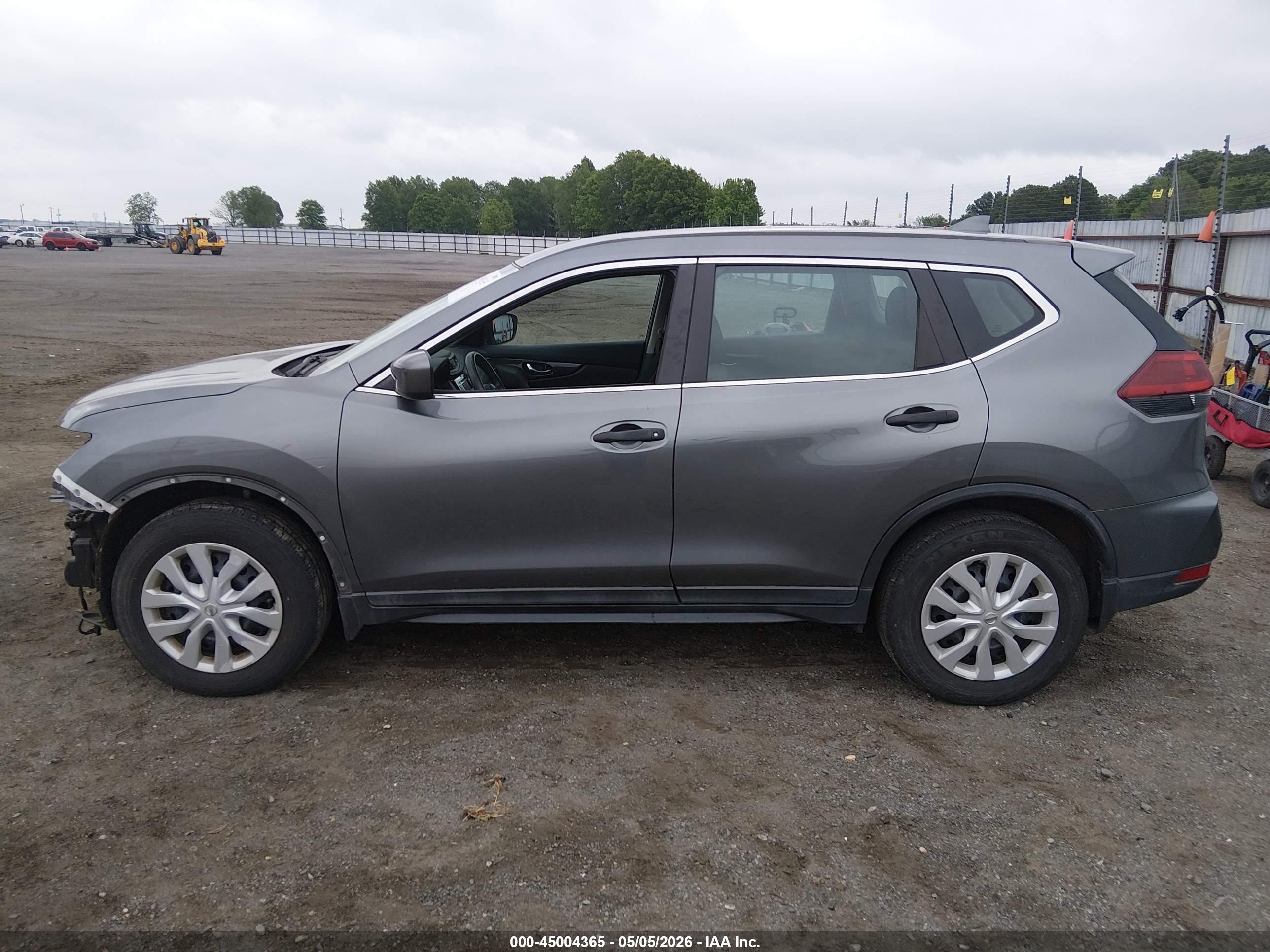 2018 Nissan Rogue S Серый vin: 5N1AT2MT1JC753527