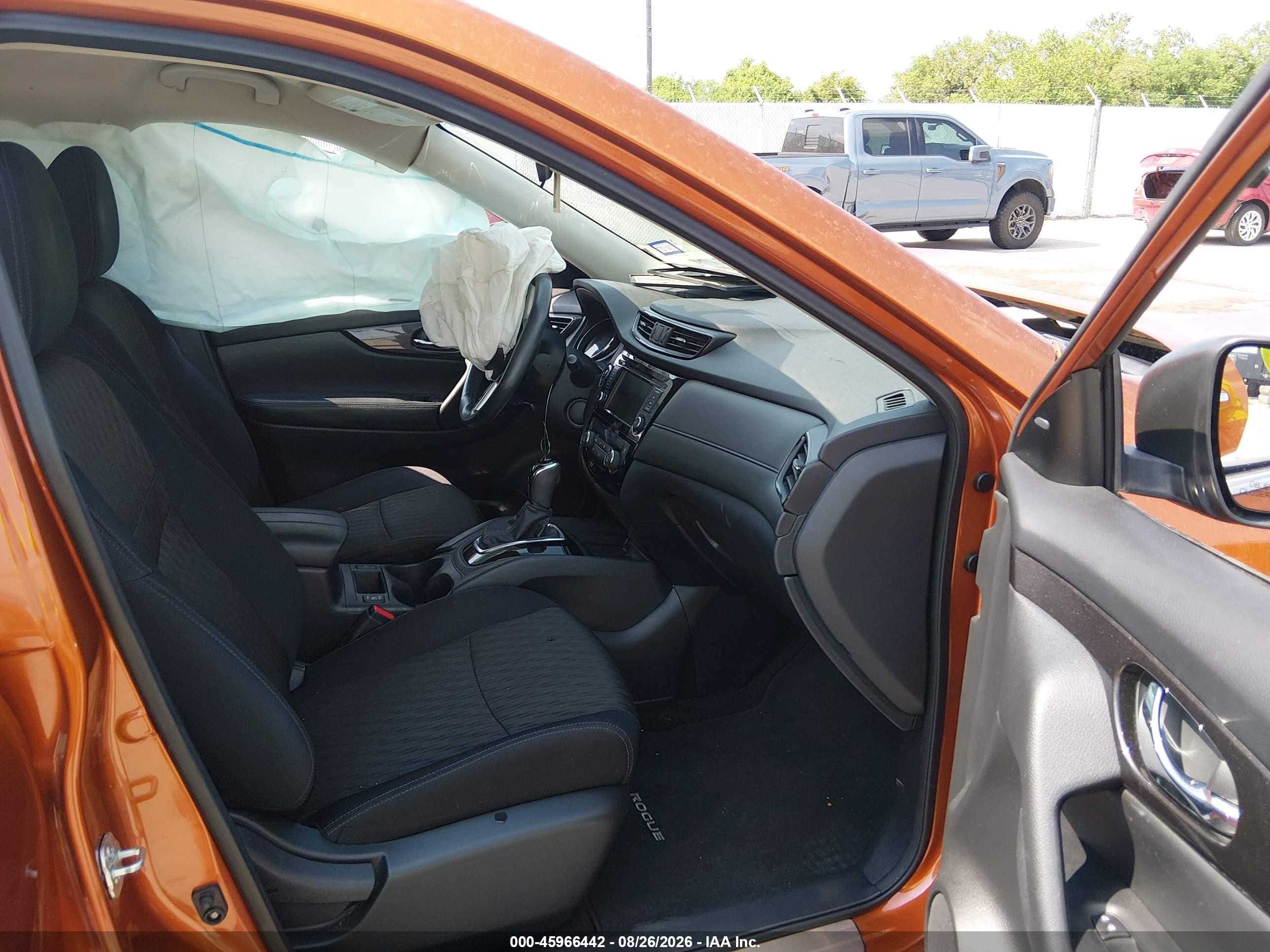 2018 Nissan Rogue Sv Orange vin: 5N1AT2MT1JC840666