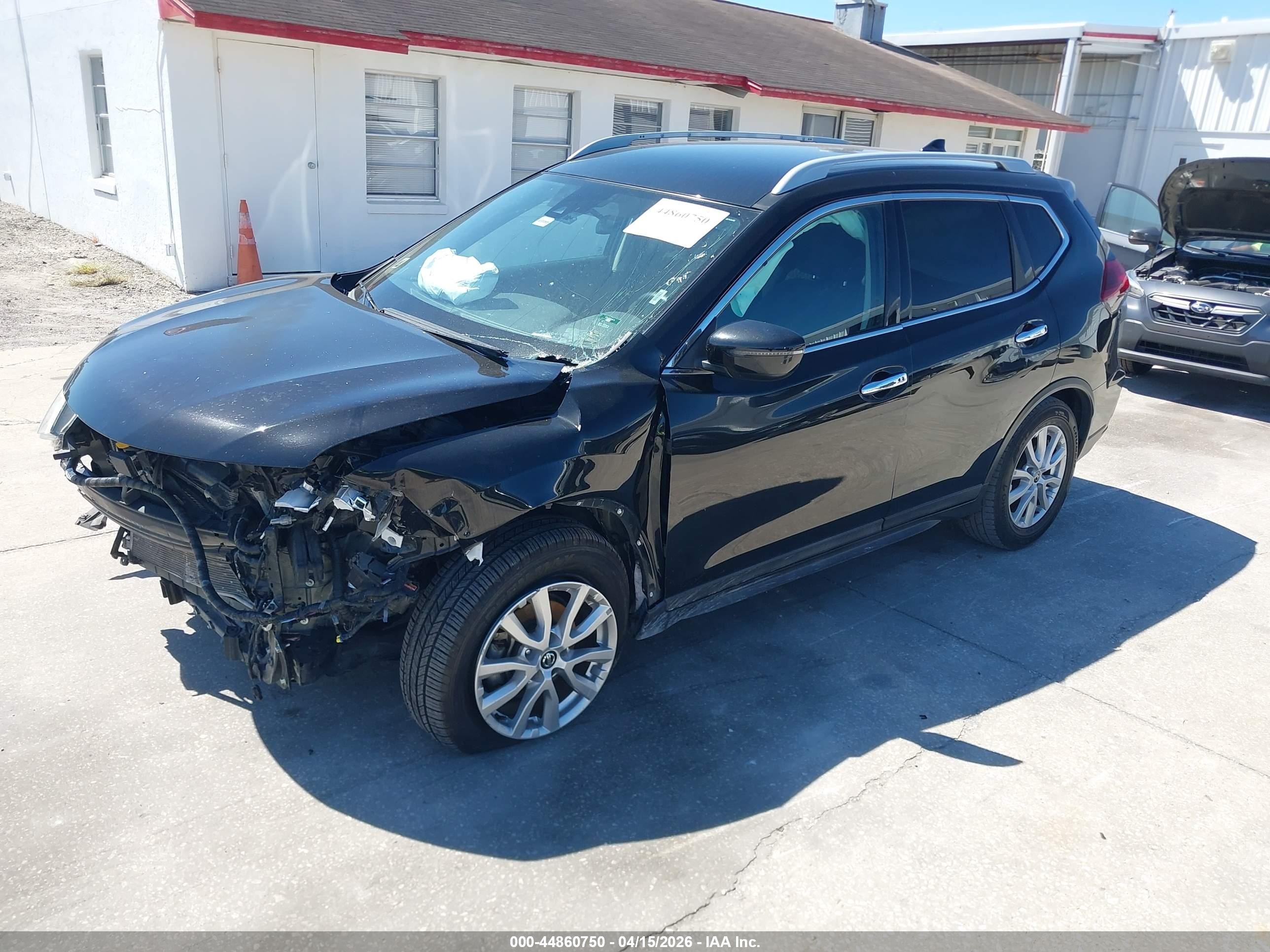 2019 Nissan Rogue Sv Черный vin: 5N1AT2MT1KC773312
