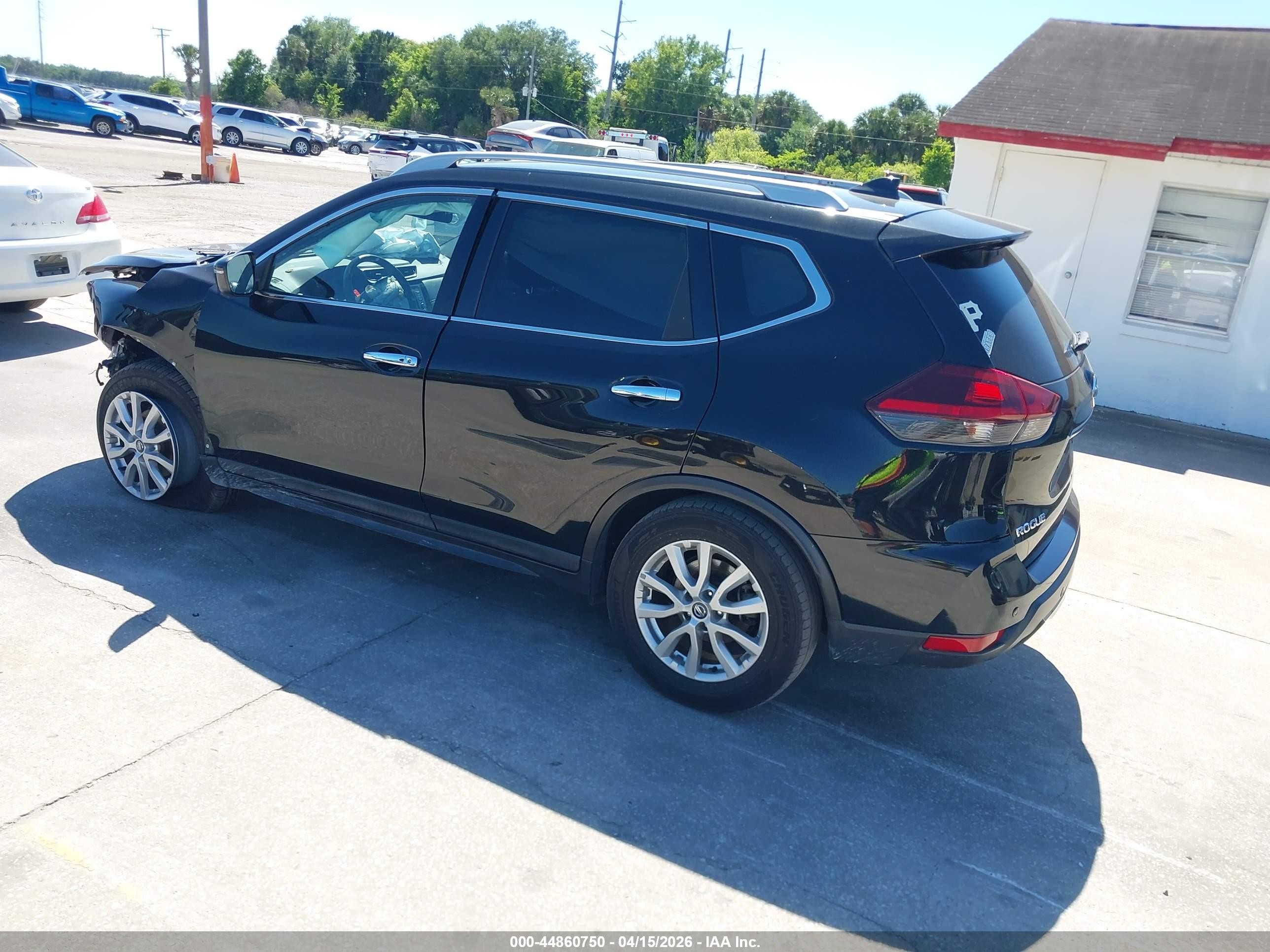 2019 Nissan Rogue Sv Черный vin: 5N1AT2MT1KC773312