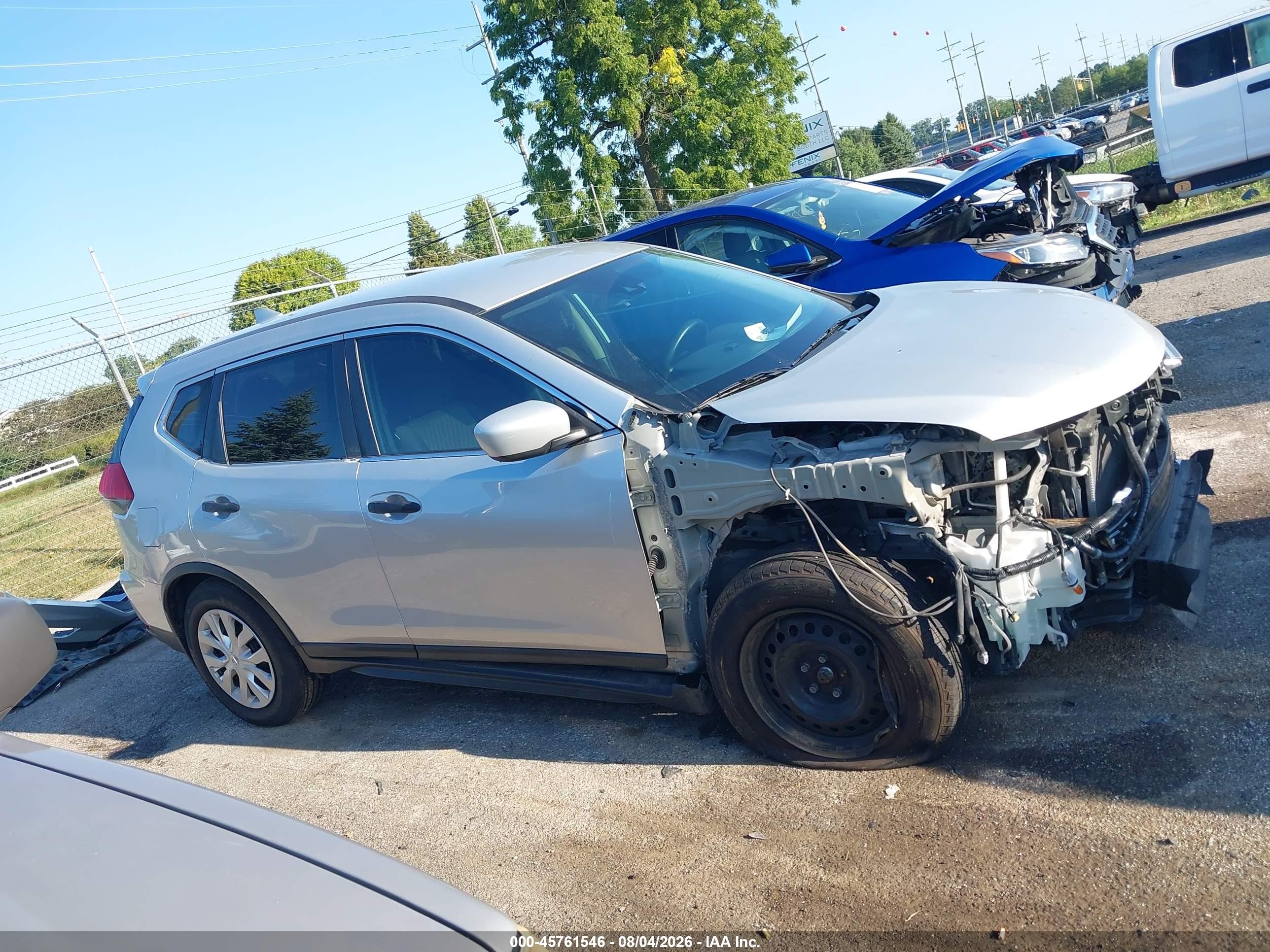 2020 Nissan Rogue S Fwd Silver vin: 5N1AT2MT1LC721776