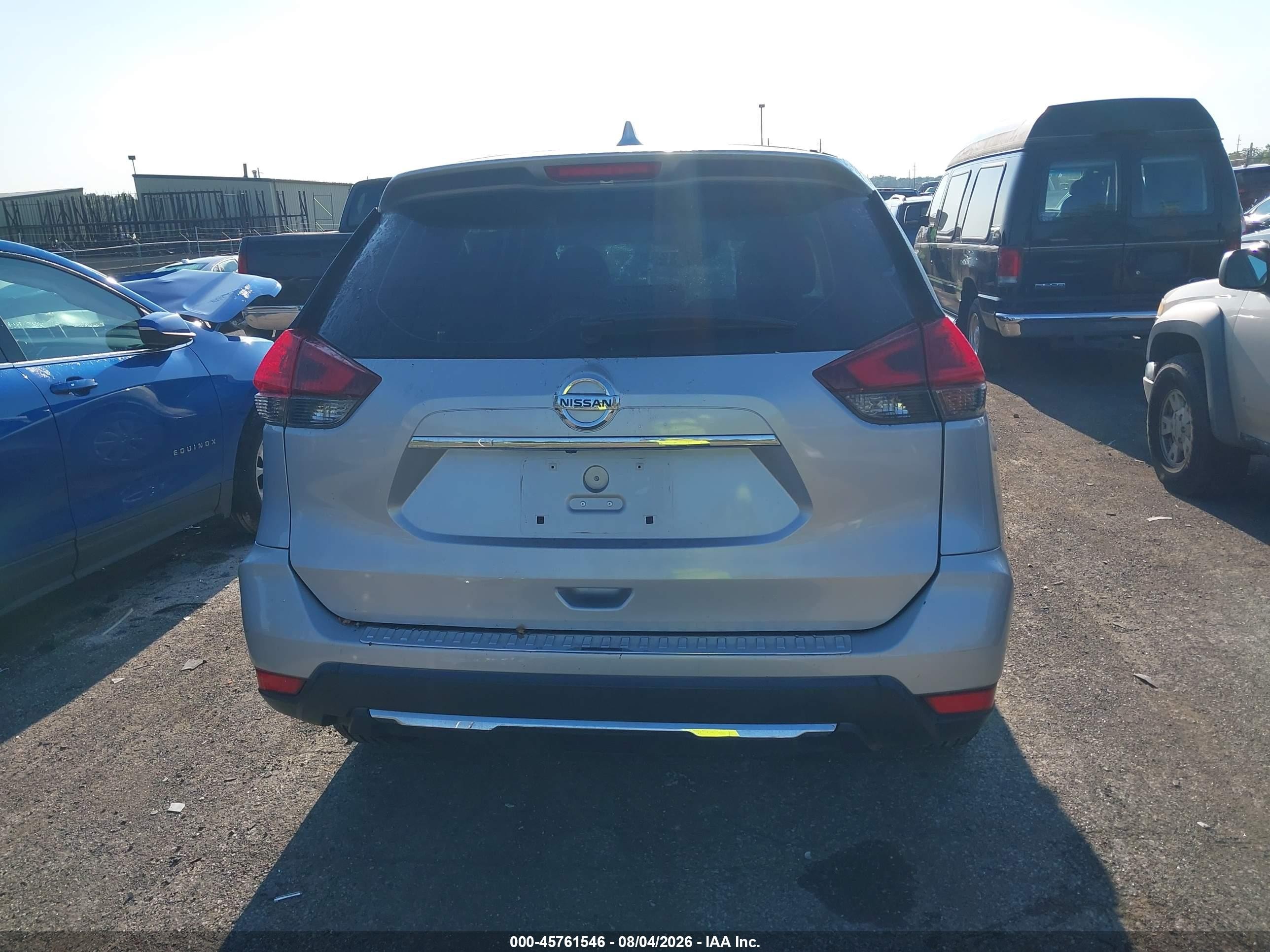 2020 Nissan Rogue S Fwd Silver vin: 5N1AT2MT1LC721776