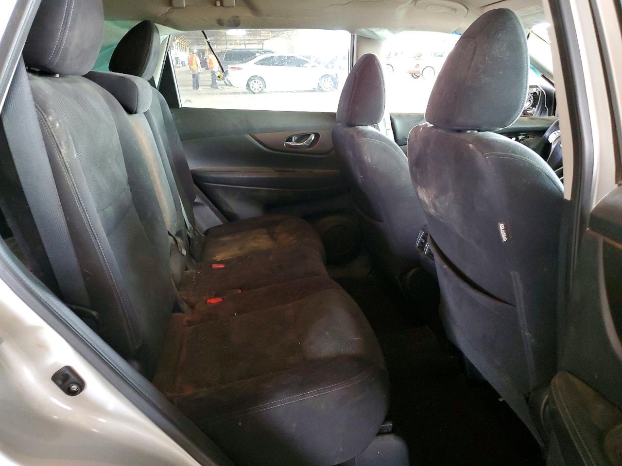 2014 Nissan Rogue Sv Серебряный vin: 5N1AT2MT2EC759360