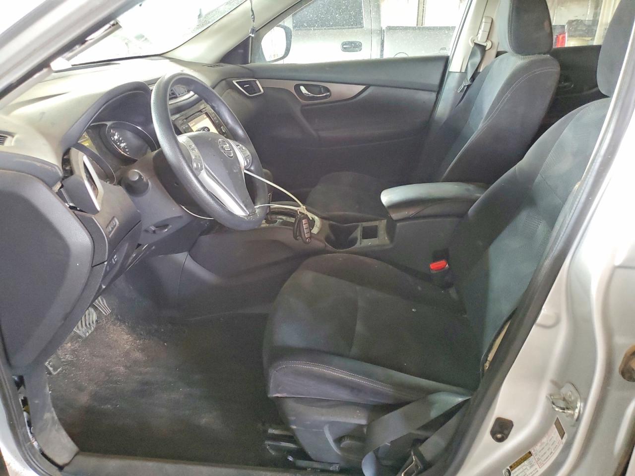 2014 Nissan Rogue Sv Серебряный vin: 5N1AT2MT2EC759360