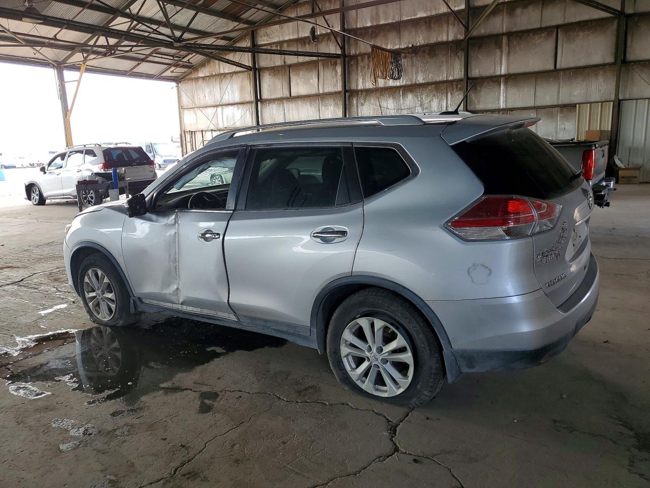 2014 Nissan Rogue Sv Серебряный vin: 5N1AT2MT2EC759360