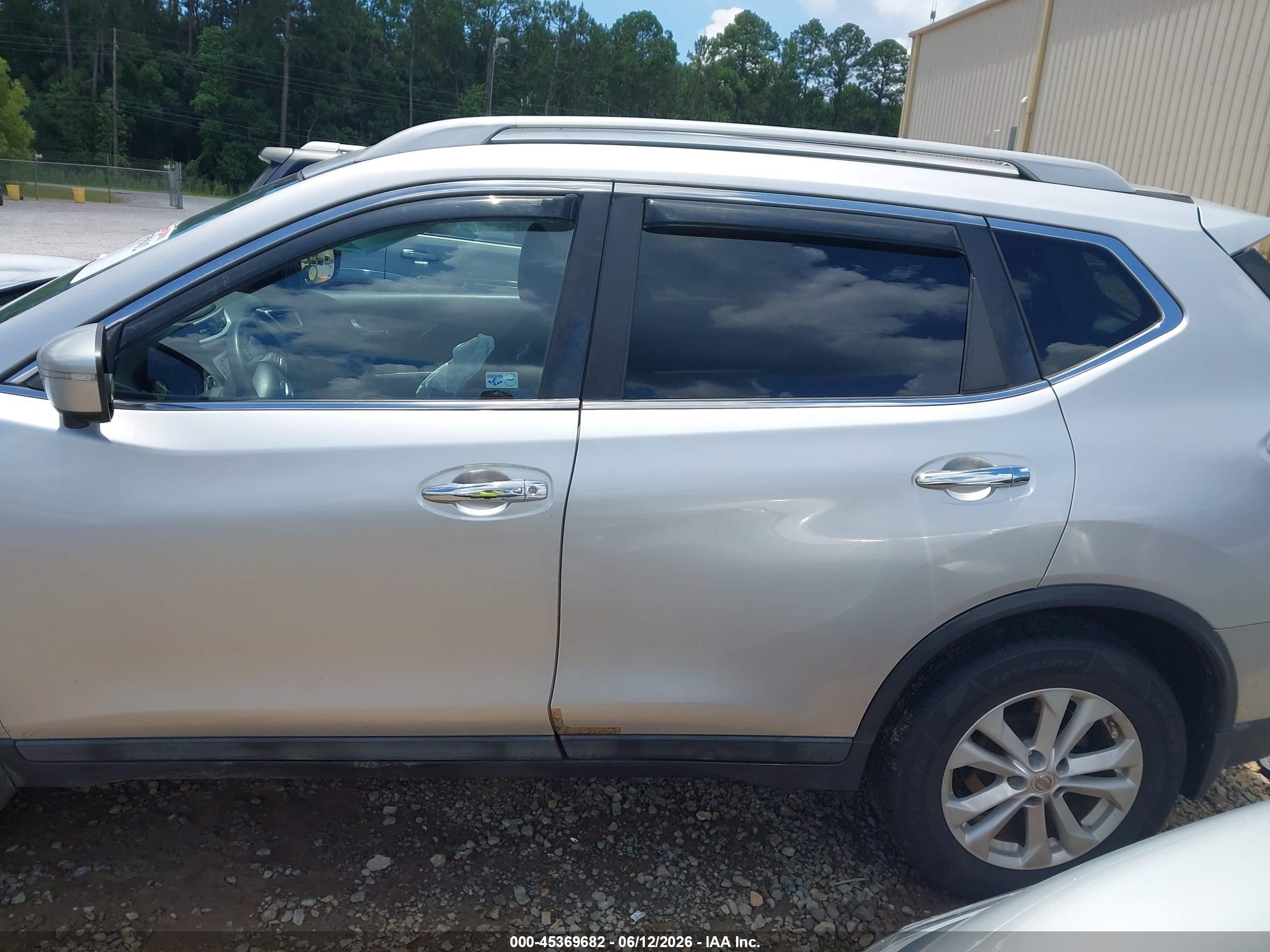 2014 Nissan Rogue Sv Silver vin: 5N1AT2MT2EC782413