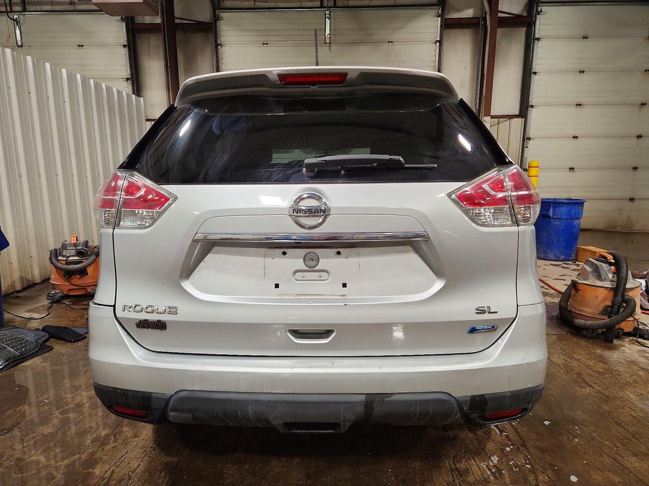 2014 Nissan Rogue Sl Silver vin: 5N1AT2MT2EC805270