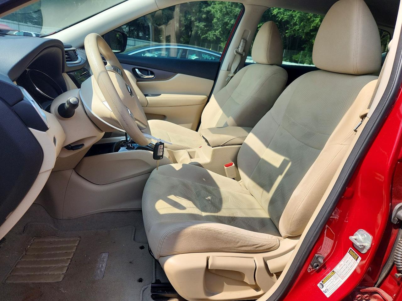 2014 Nissan Rogue S Red vin: 5N1AT2MT2EC811635