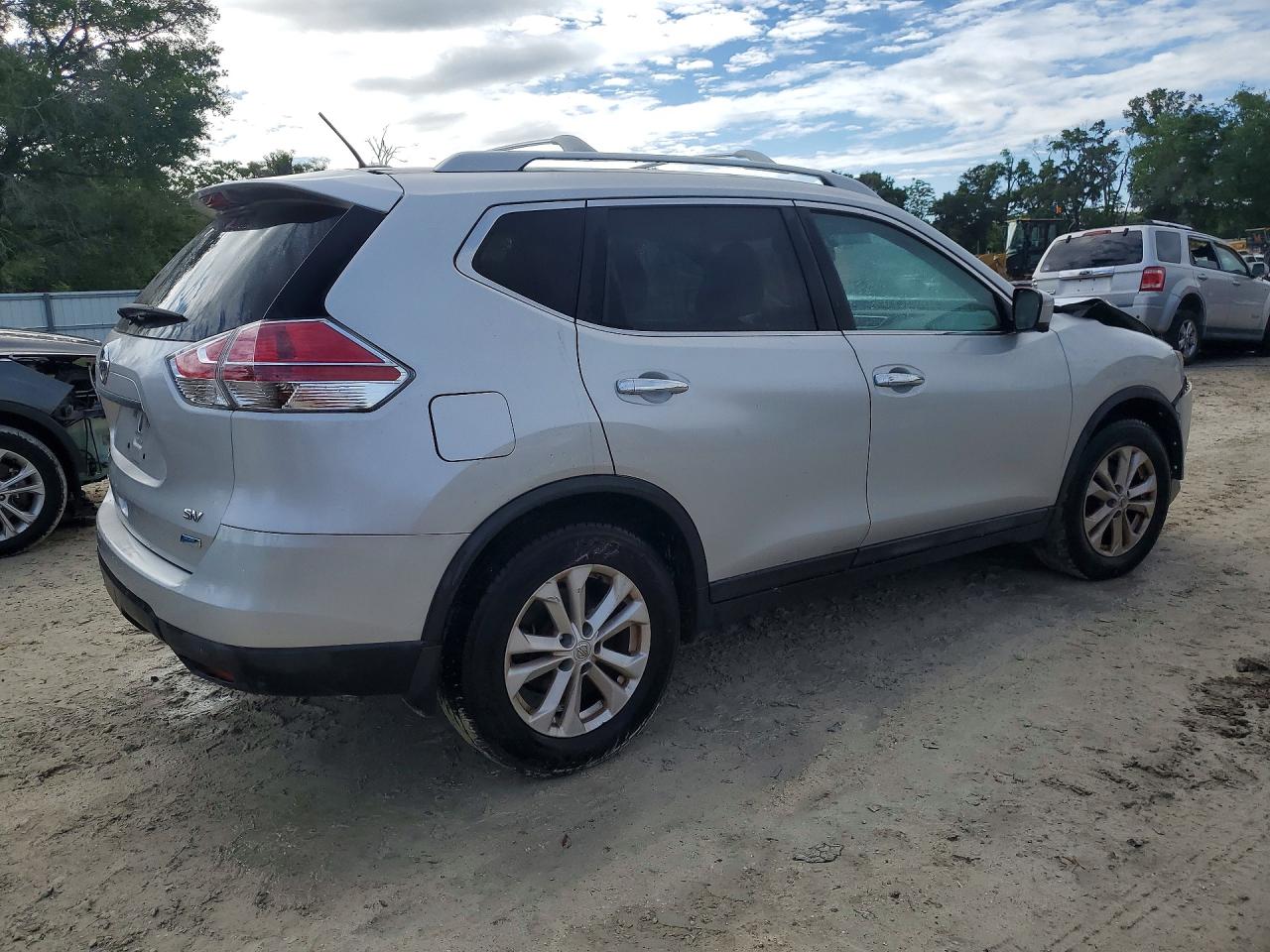 2014 Nissan Rogue Sv Серебряный vin: 5N1AT2MT2EC840729