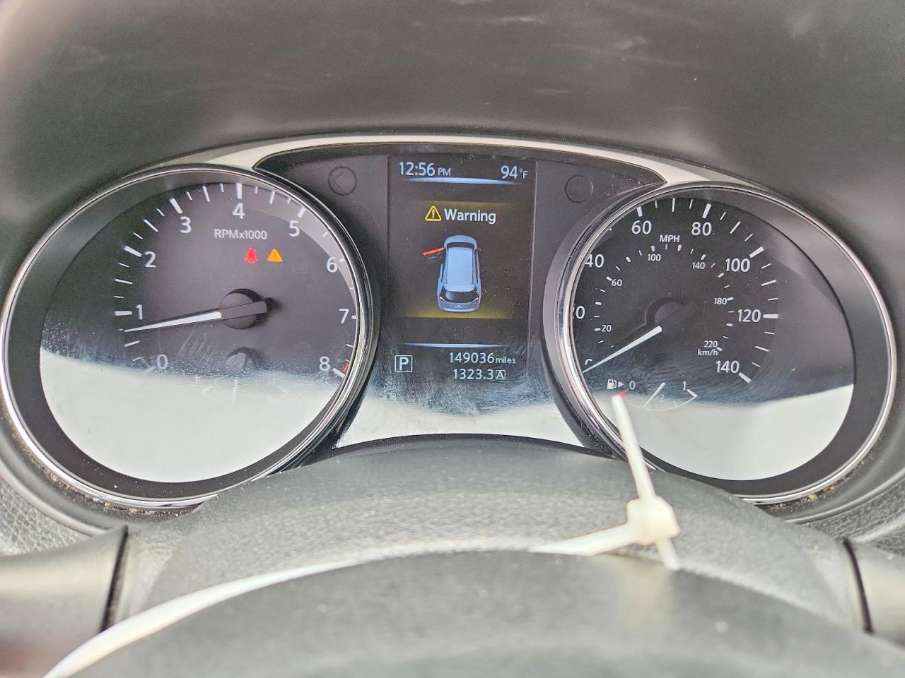2014 Nissan Rogue S Silver vin: 5N1AT2MT2EC843579