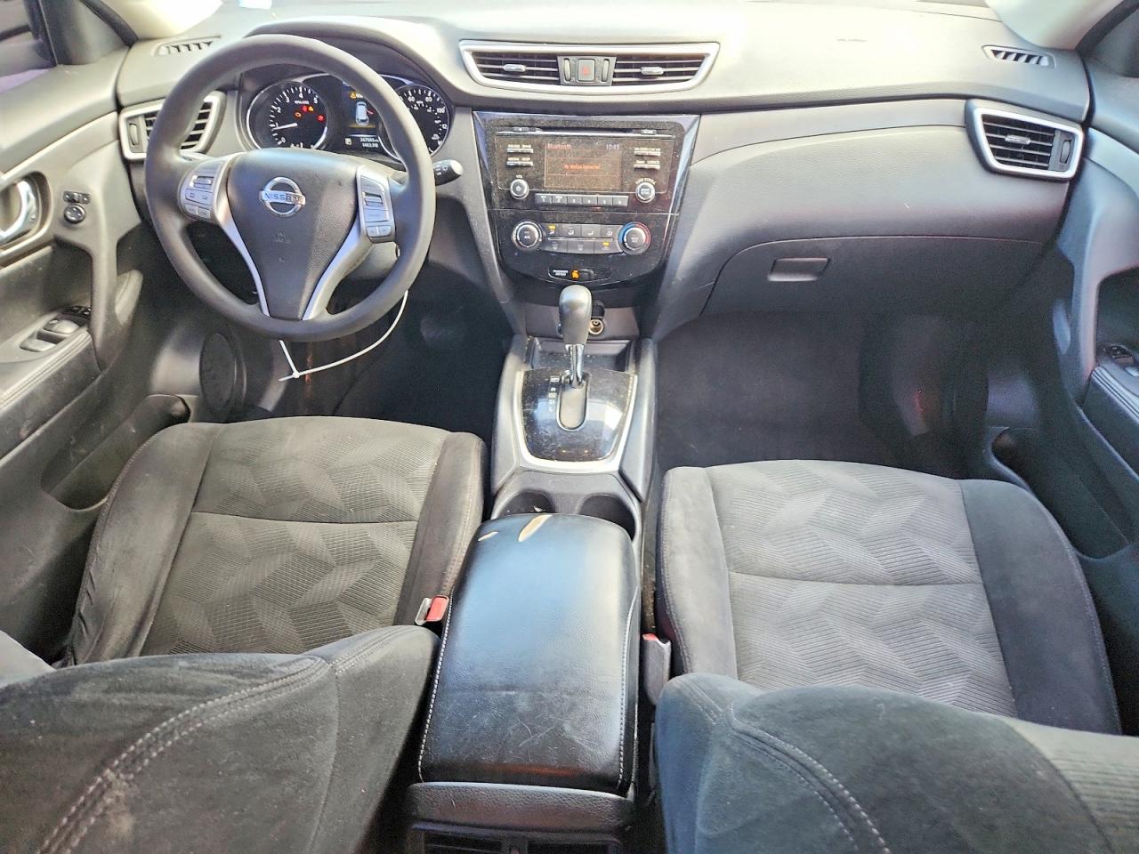 2015 Nissan Rogue S Белый vin: 5N1AT2MT2FC861209