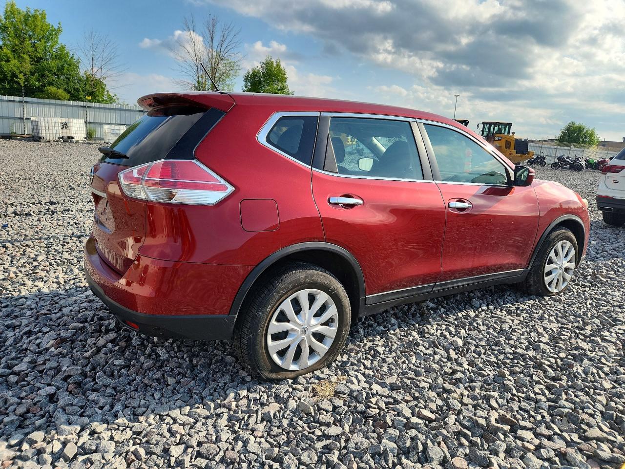 2015 Nissan Rogue S Темно-бордовый vin: 5N1AT2MT2FC871173