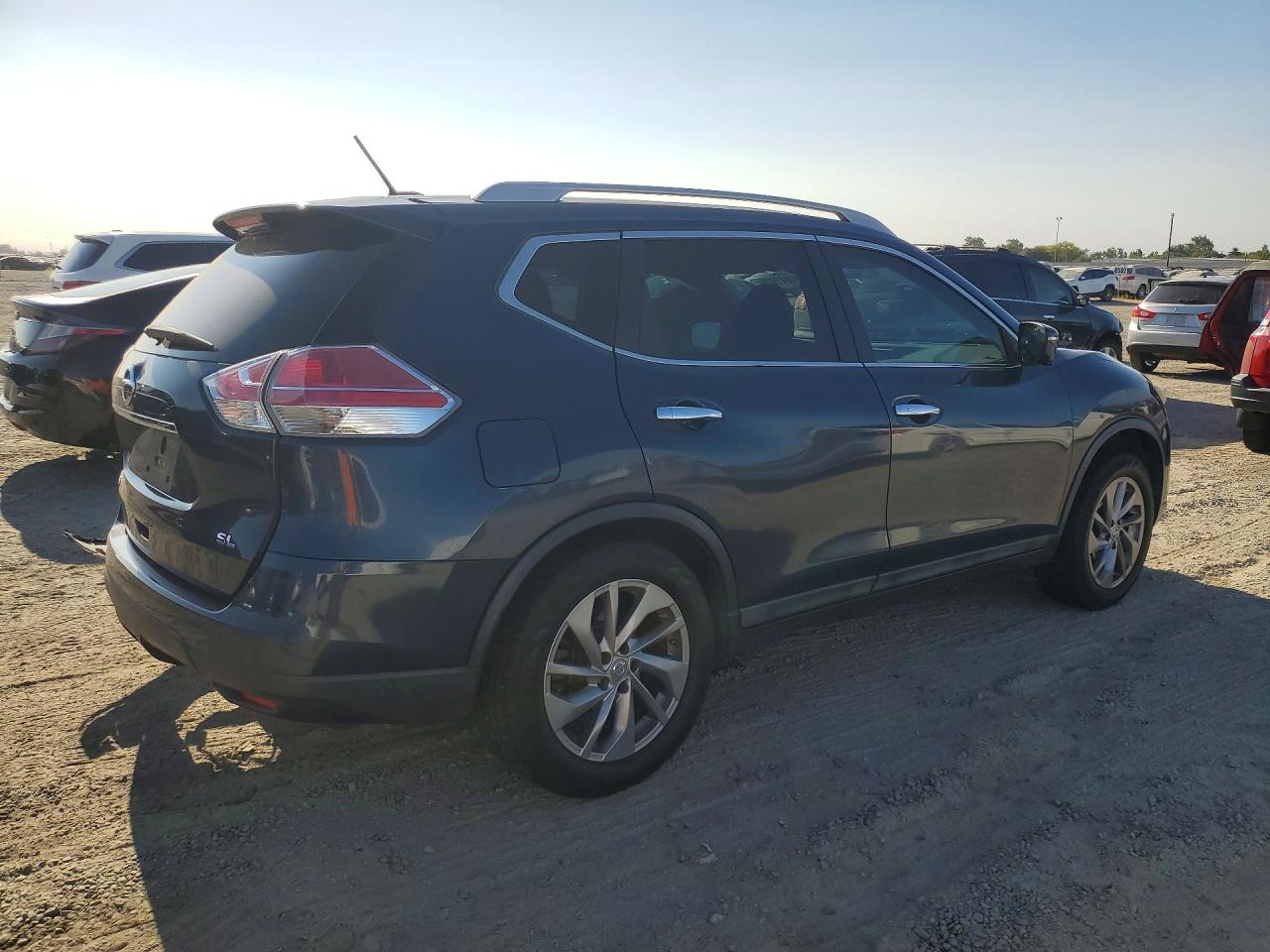2015 Nissan Rogue Sl Blue vin: 5N1AT2MT2FC878379