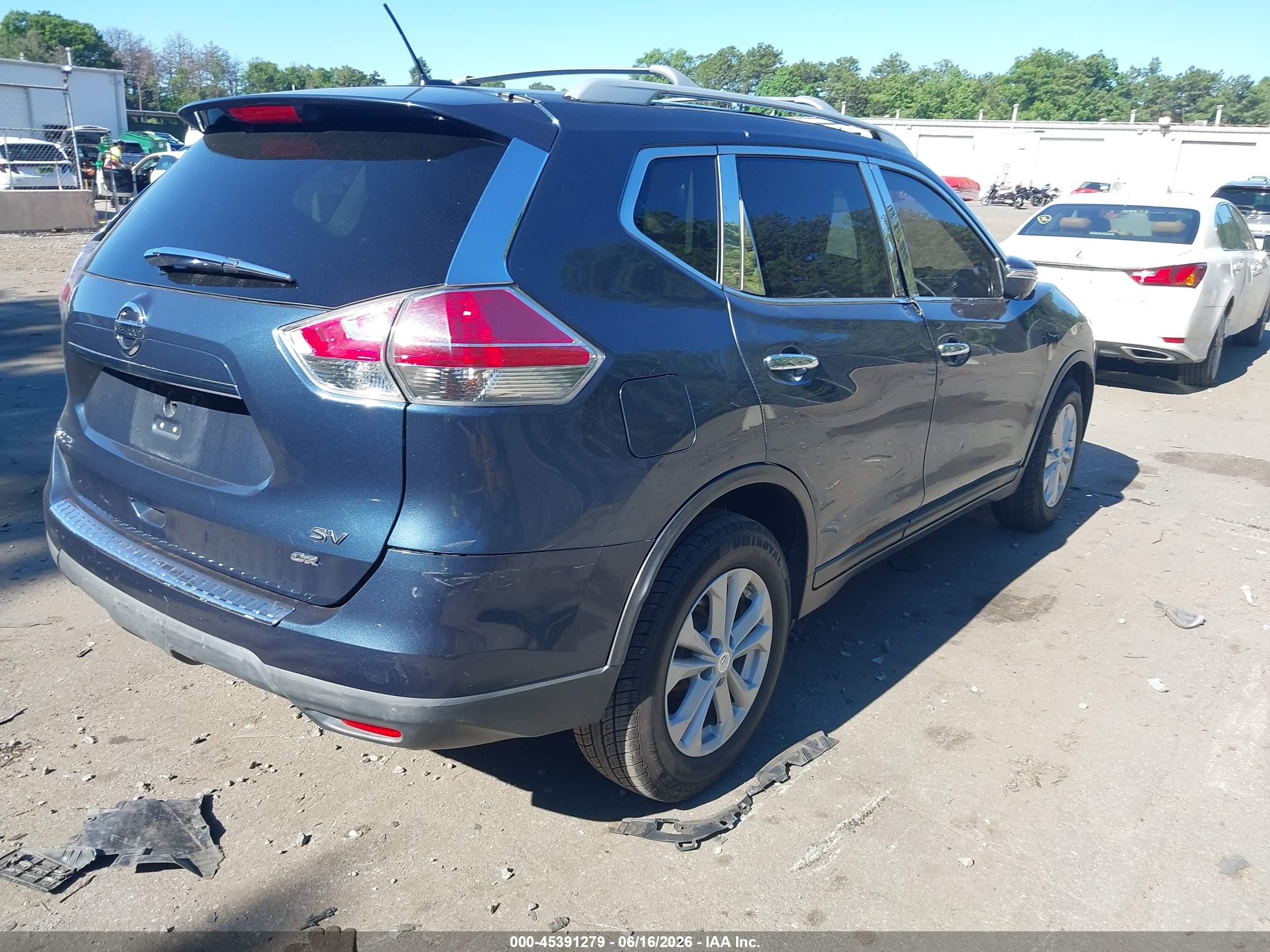 2015 Nissan Rogue S/sl/sv Blue vin: 5N1AT2MT2FC888667
