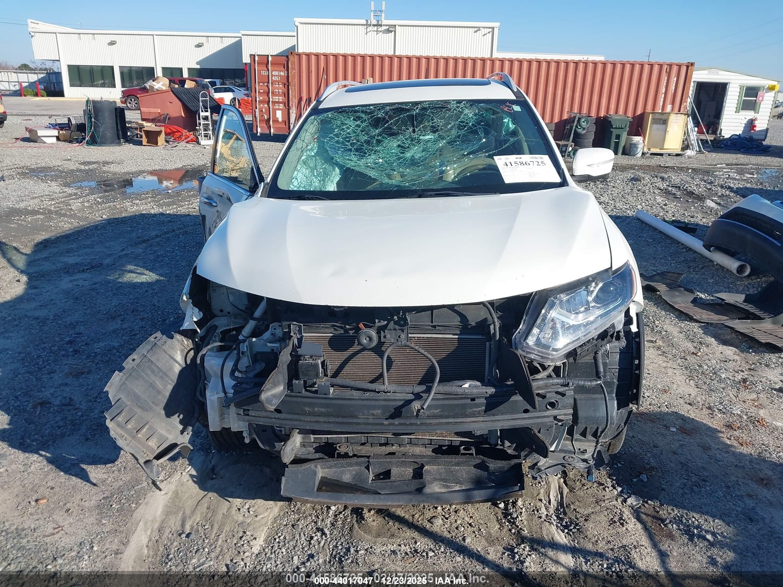 2015 Nissan Rogue Sl White vin: 5N1AT2MT2FC901563
