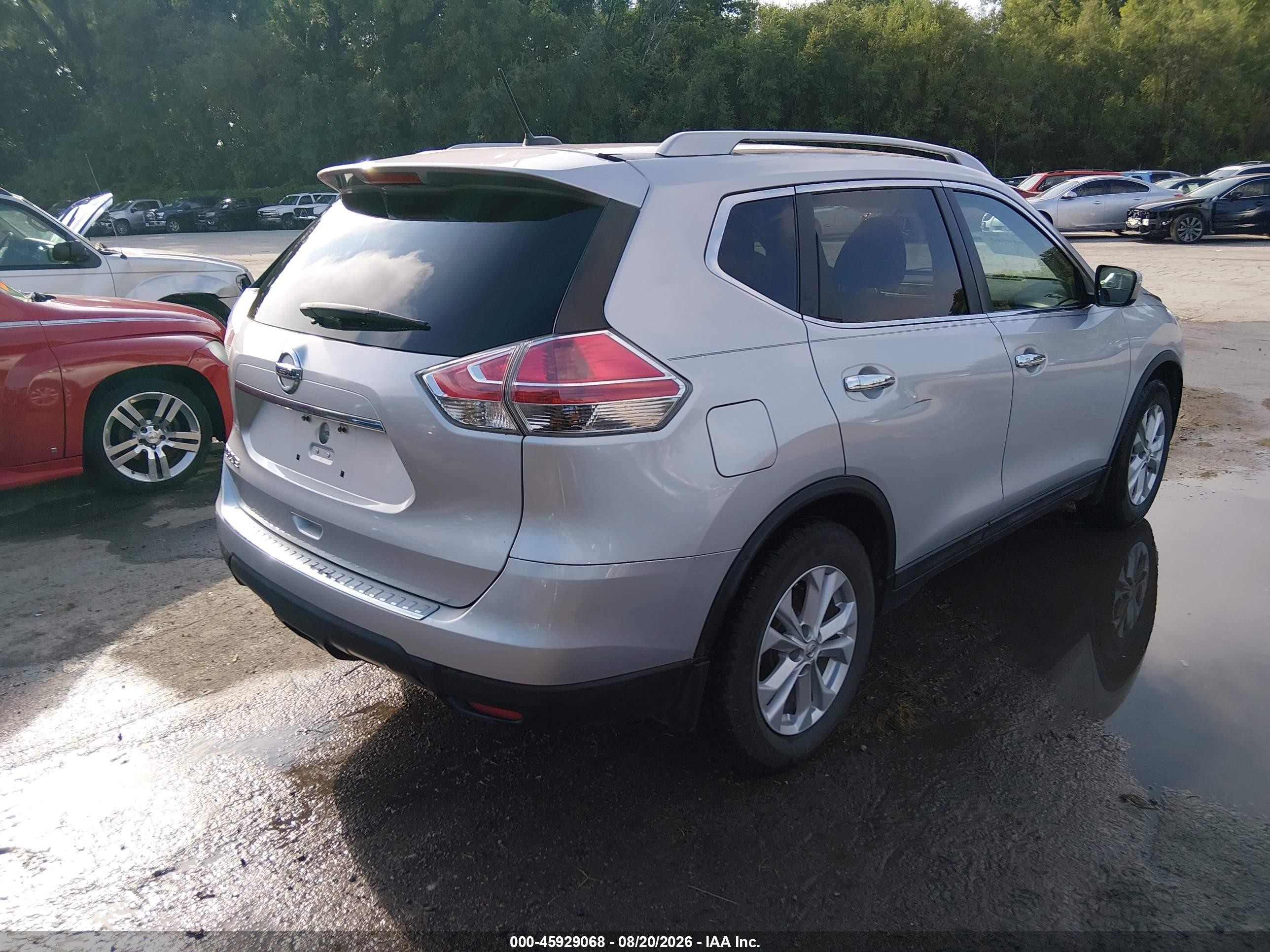 2015 Nissan Rogue Sv Silver vin: 5N1AT2MT2FC909629