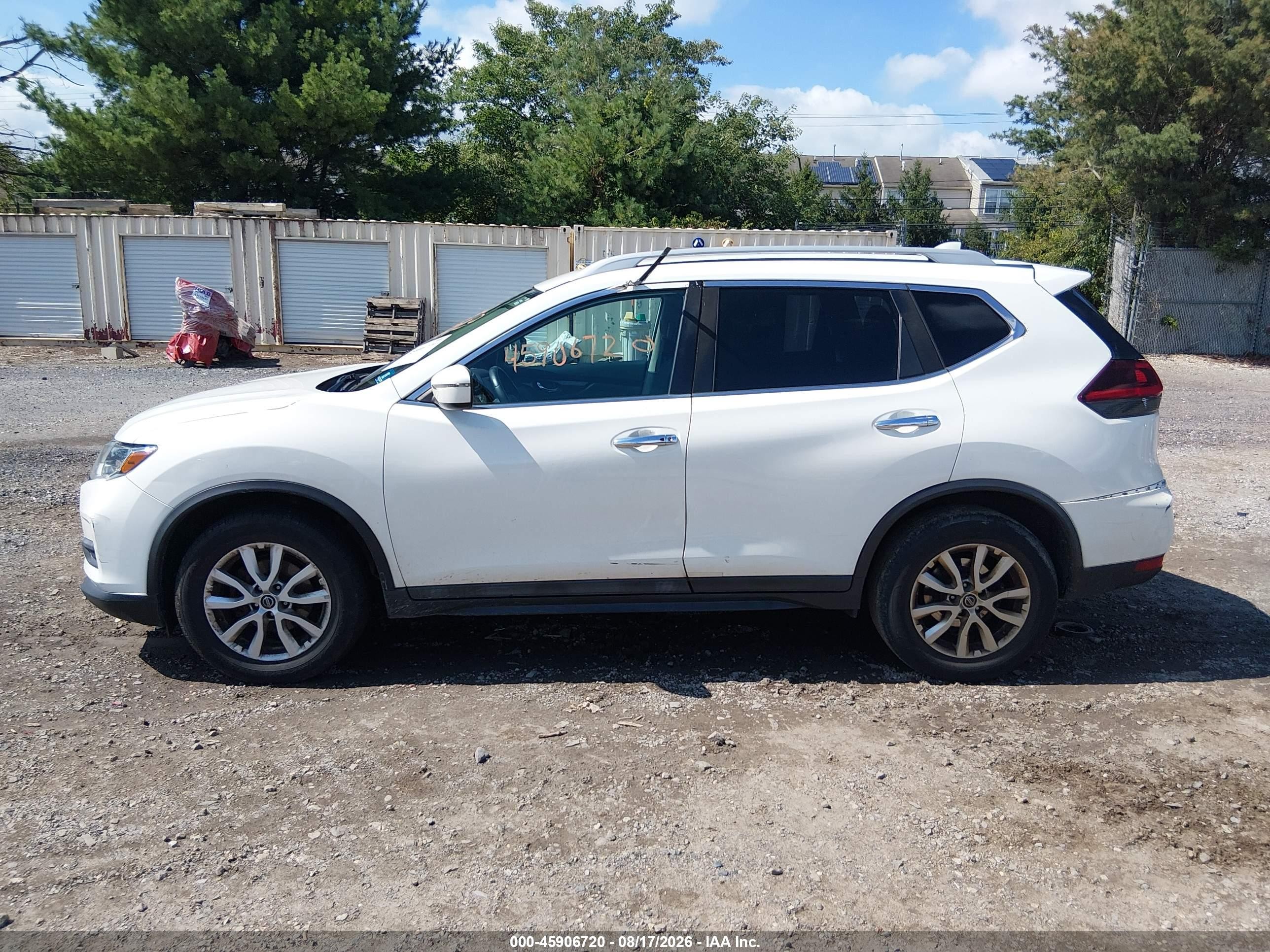 2018 Nissan Rogue Sv White vin: 5N1AT2MT2JC788447
