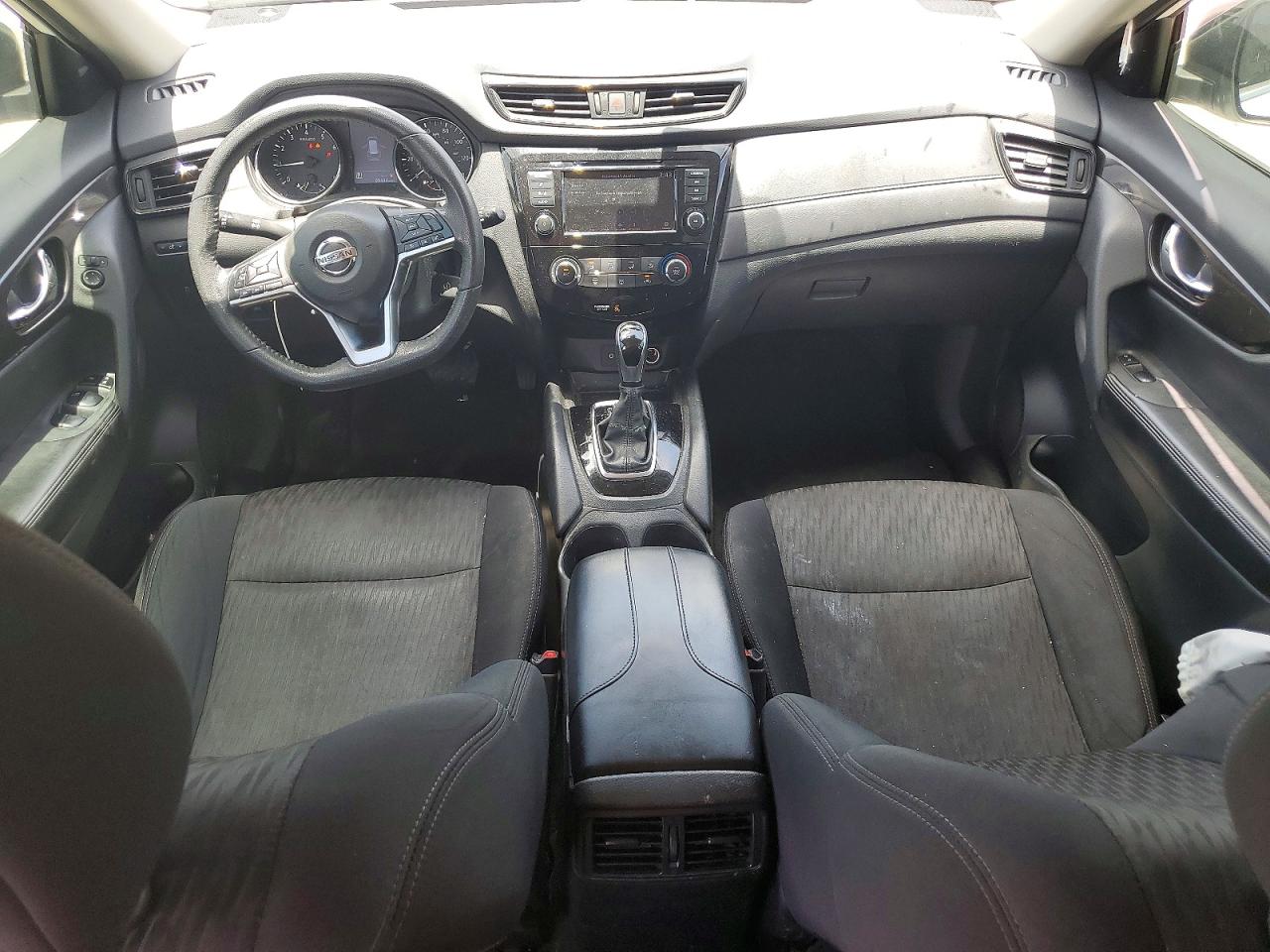 2019 Nissan Rogue S White vin: 5N1AT2MT2KC796534
