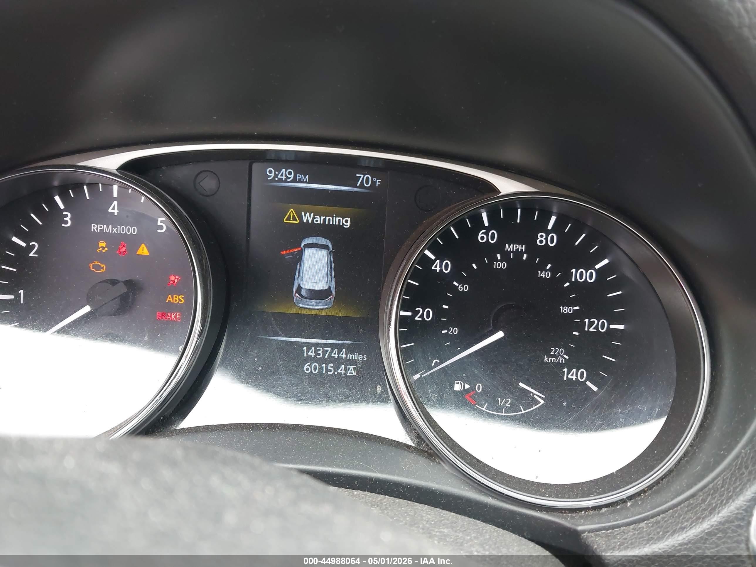 2014 Nissan Rogue Sv Silver vin: 5N1AT2MT3EC813393