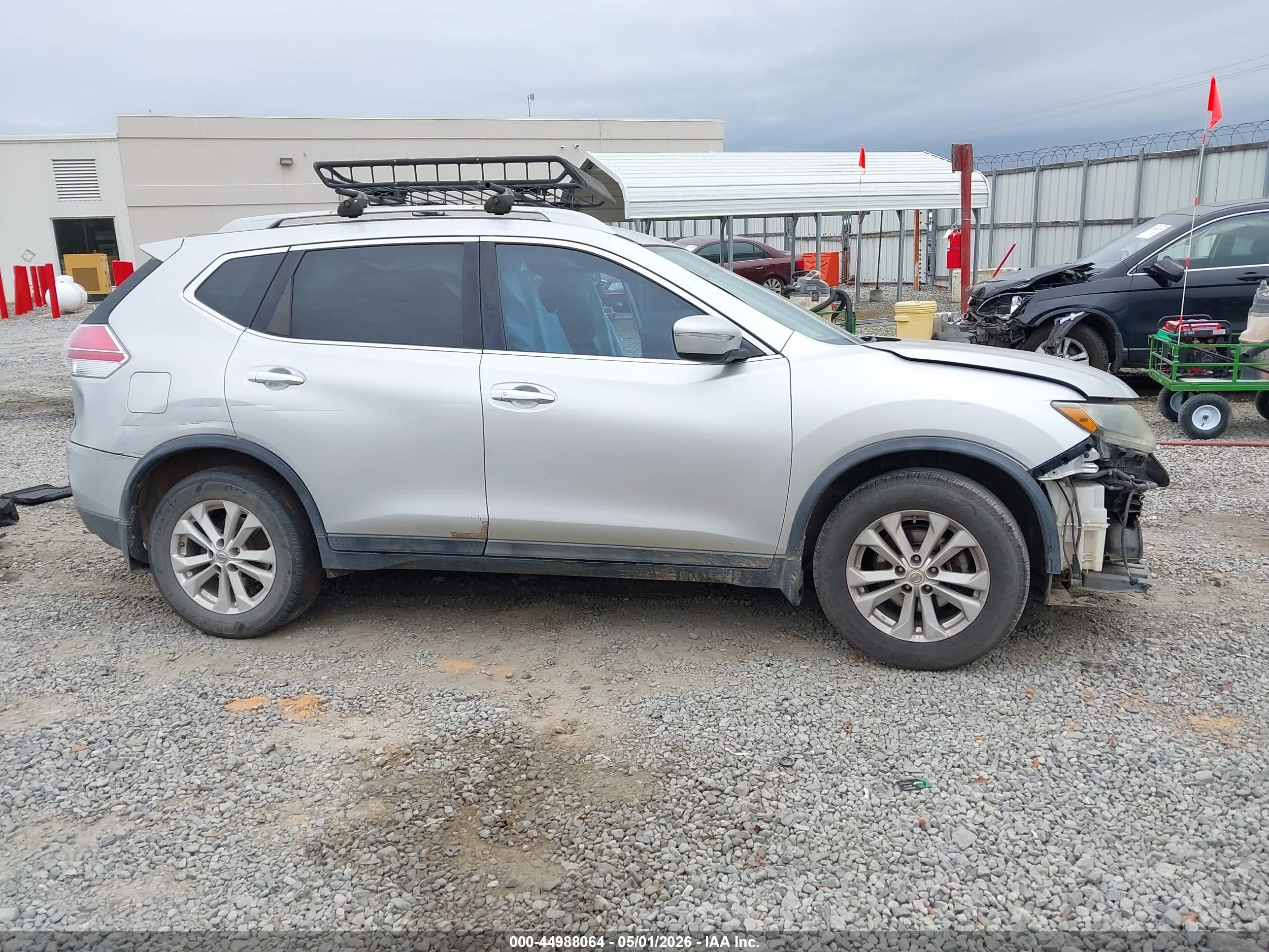 2014 Nissan Rogue Sv Silver vin: 5N1AT2MT3EC813393