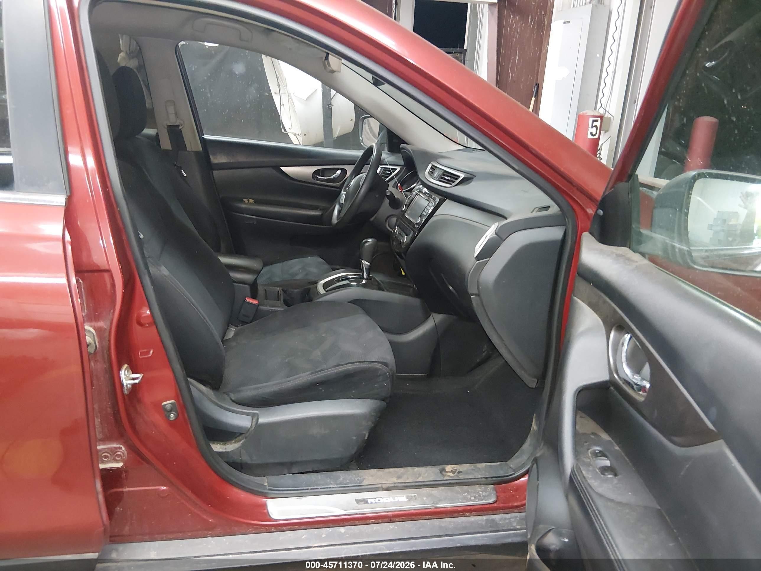 2014 Nissan Rogue Sv Red vin: 5N1AT2MT3EC824247