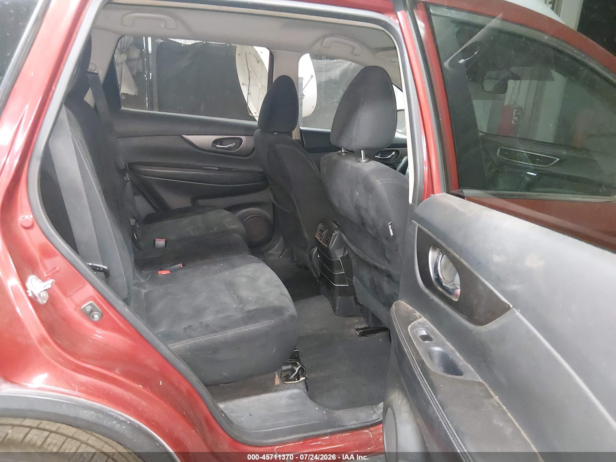 2014 Nissan Rogue Sv Red vin: 5N1AT2MT3EC824247