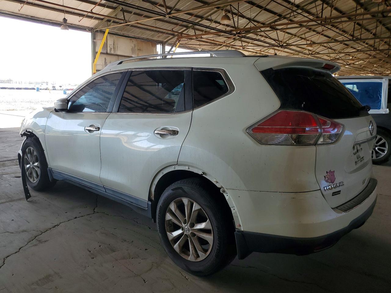 2015 Nissan Rogue Sv White vin: 5N1AT2MT3FC821771