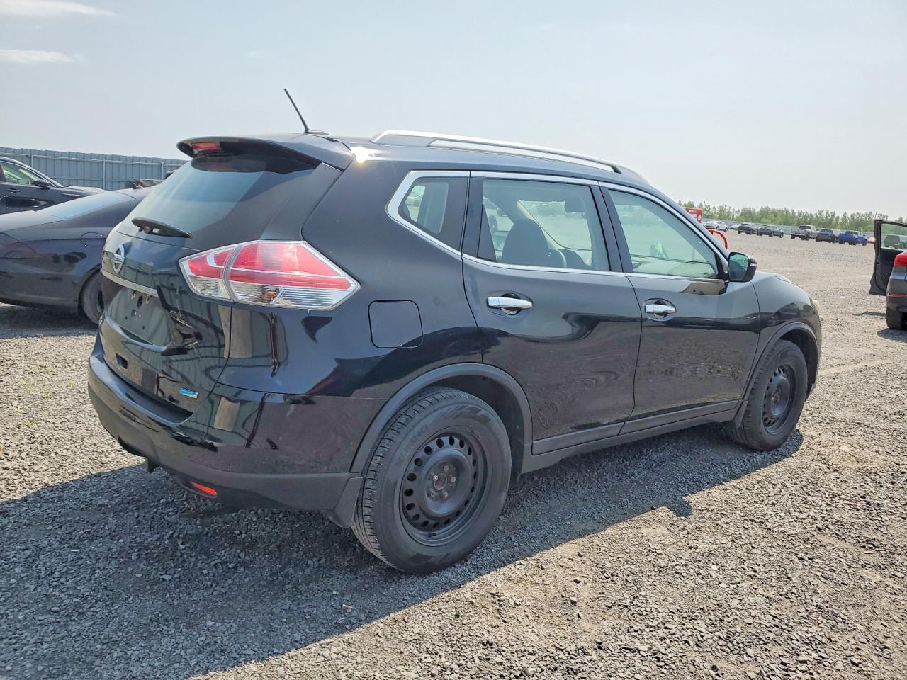 2015 Nissan Rogue S Black vin: 5N1AT2MT3FC888984