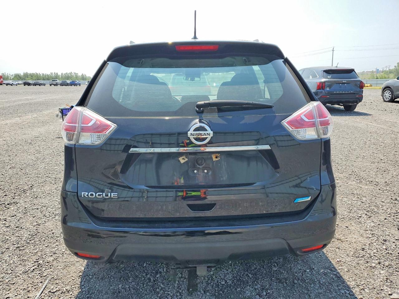 2015 Nissan Rogue S Black vin: 5N1AT2MT3FC888984