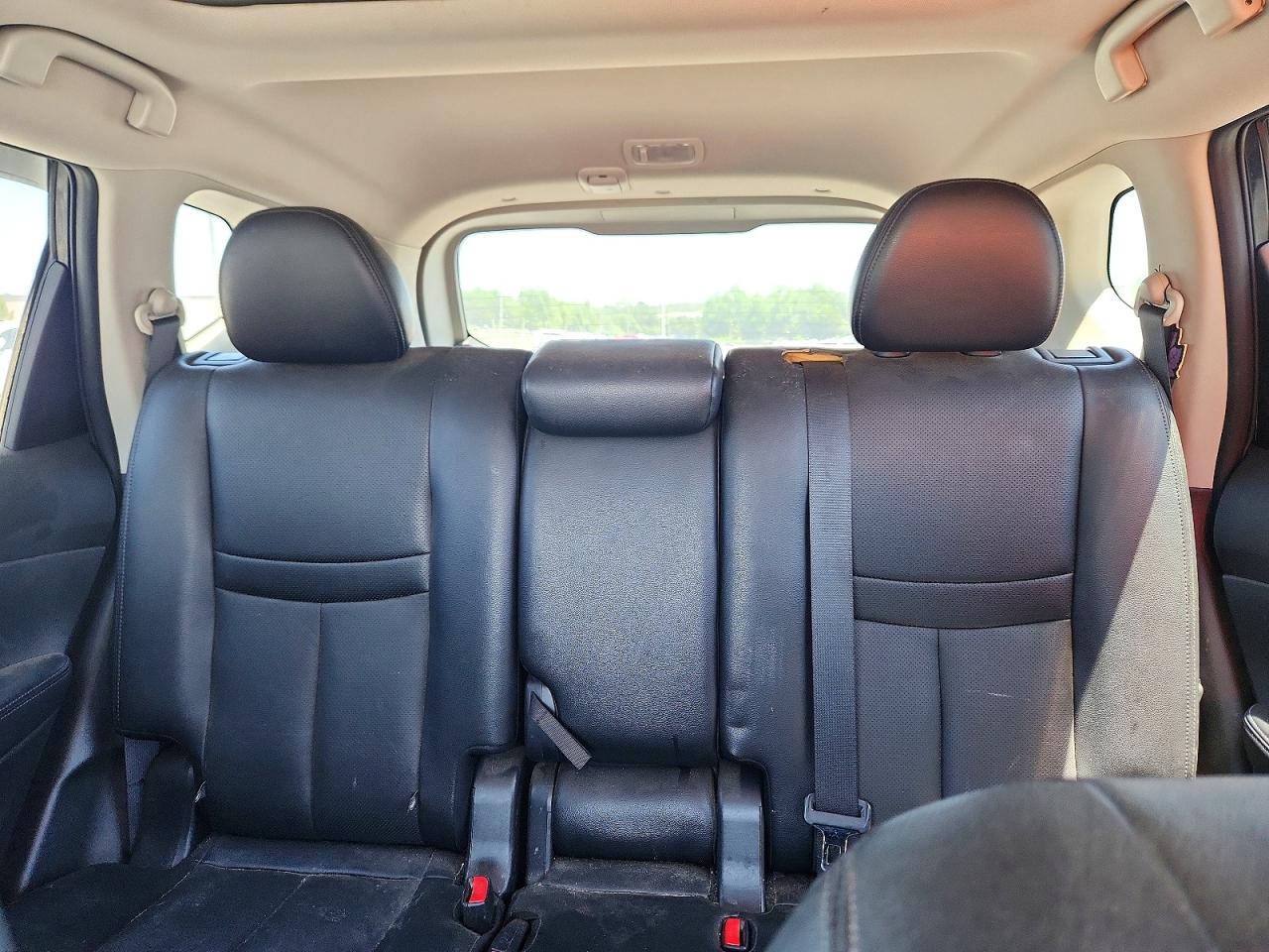 2017 Nissan Rogue S Черный vin: 5N1AT2MT3HC792646