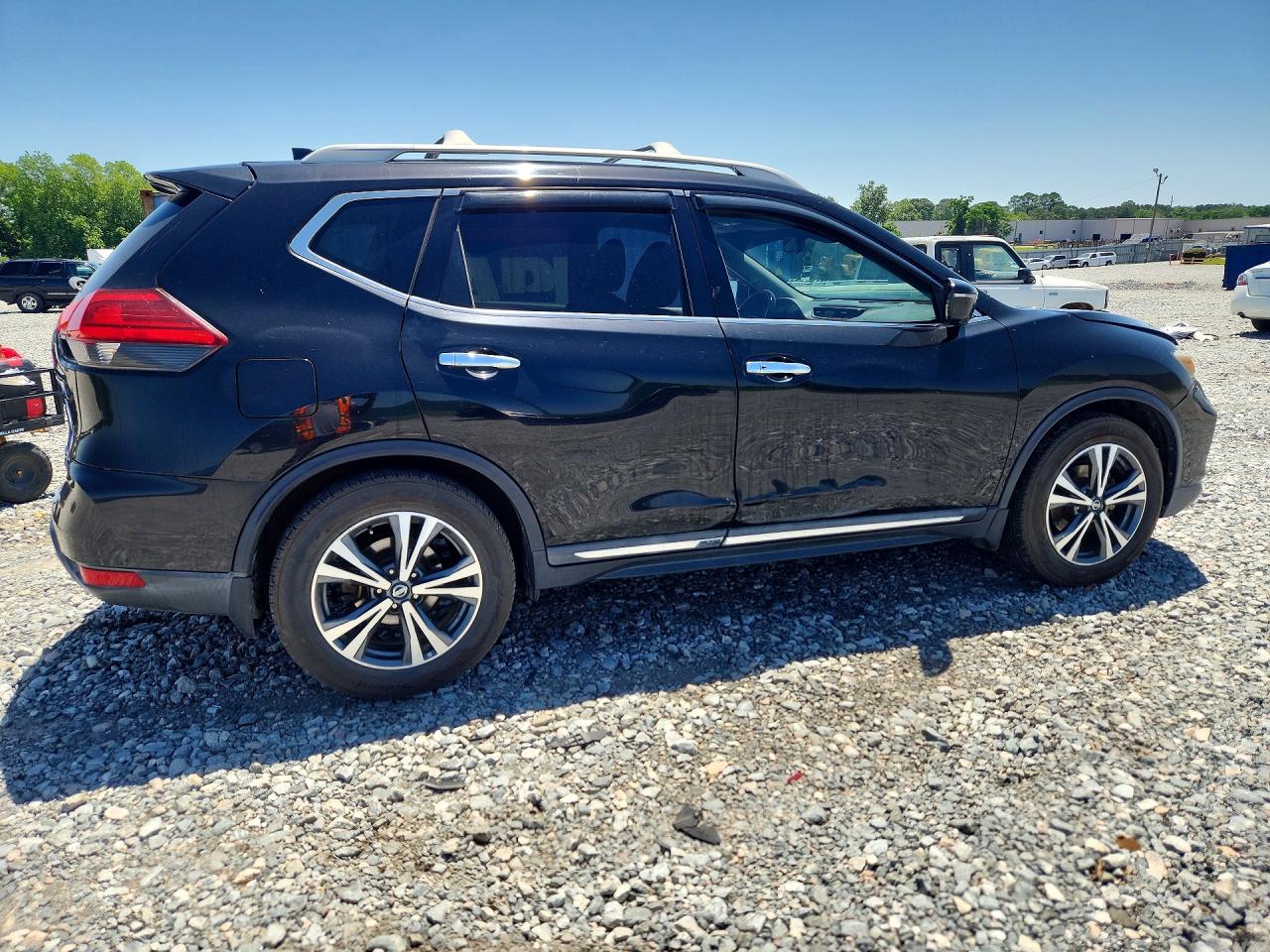 2017 Nissan Rogue S Черный vin: 5N1AT2MT3HC792646